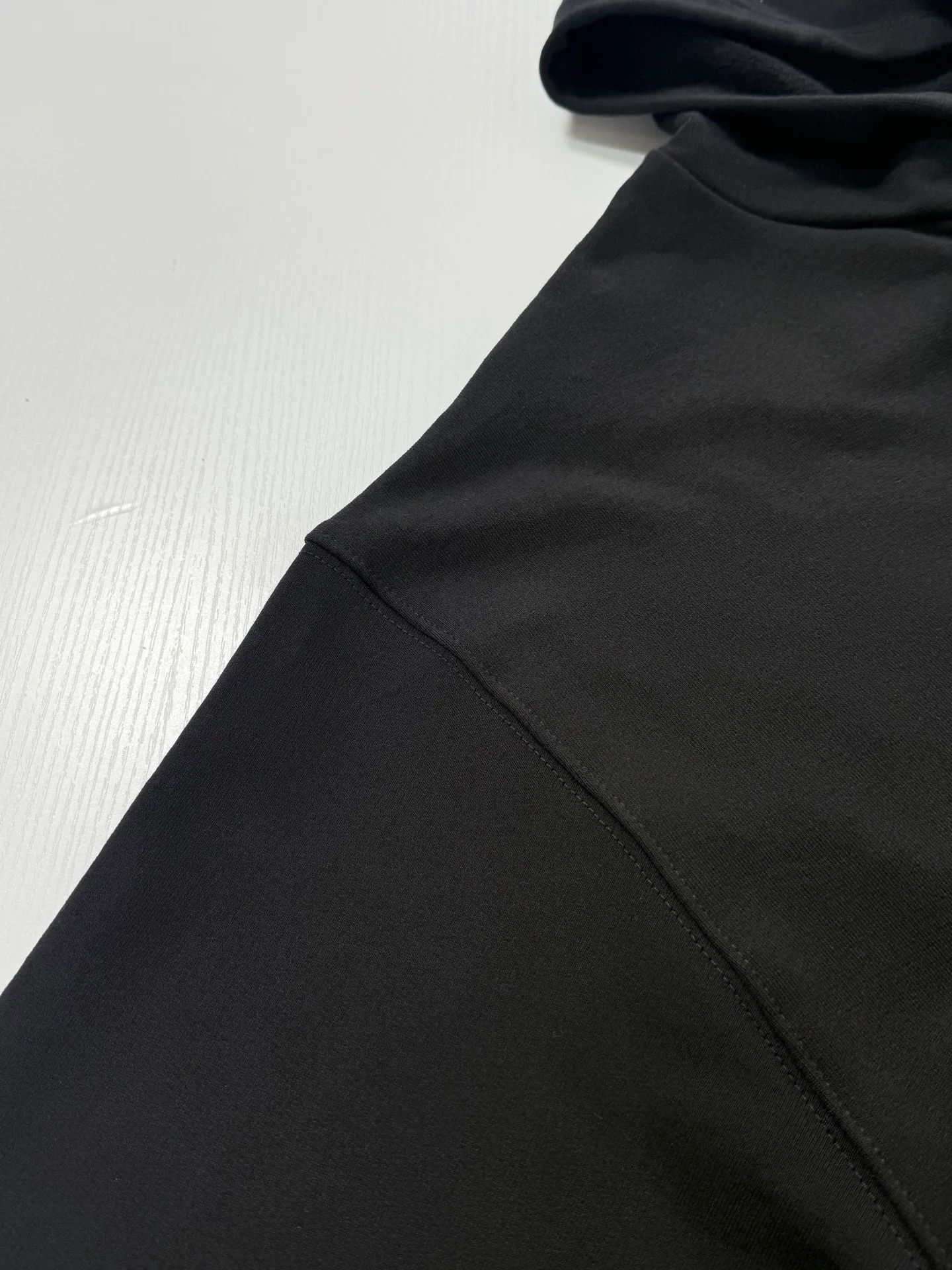 Men's Sweatshirts And Hoodies BALENCIAGA 18179103