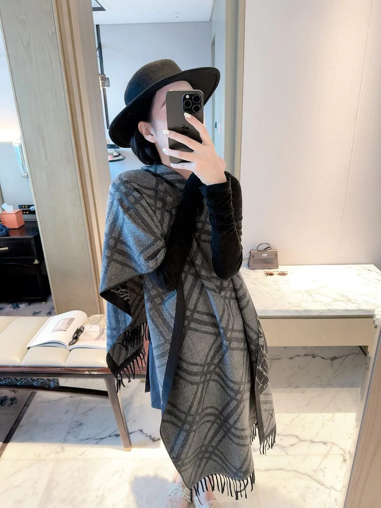 Scarves BURBERRY 18003026