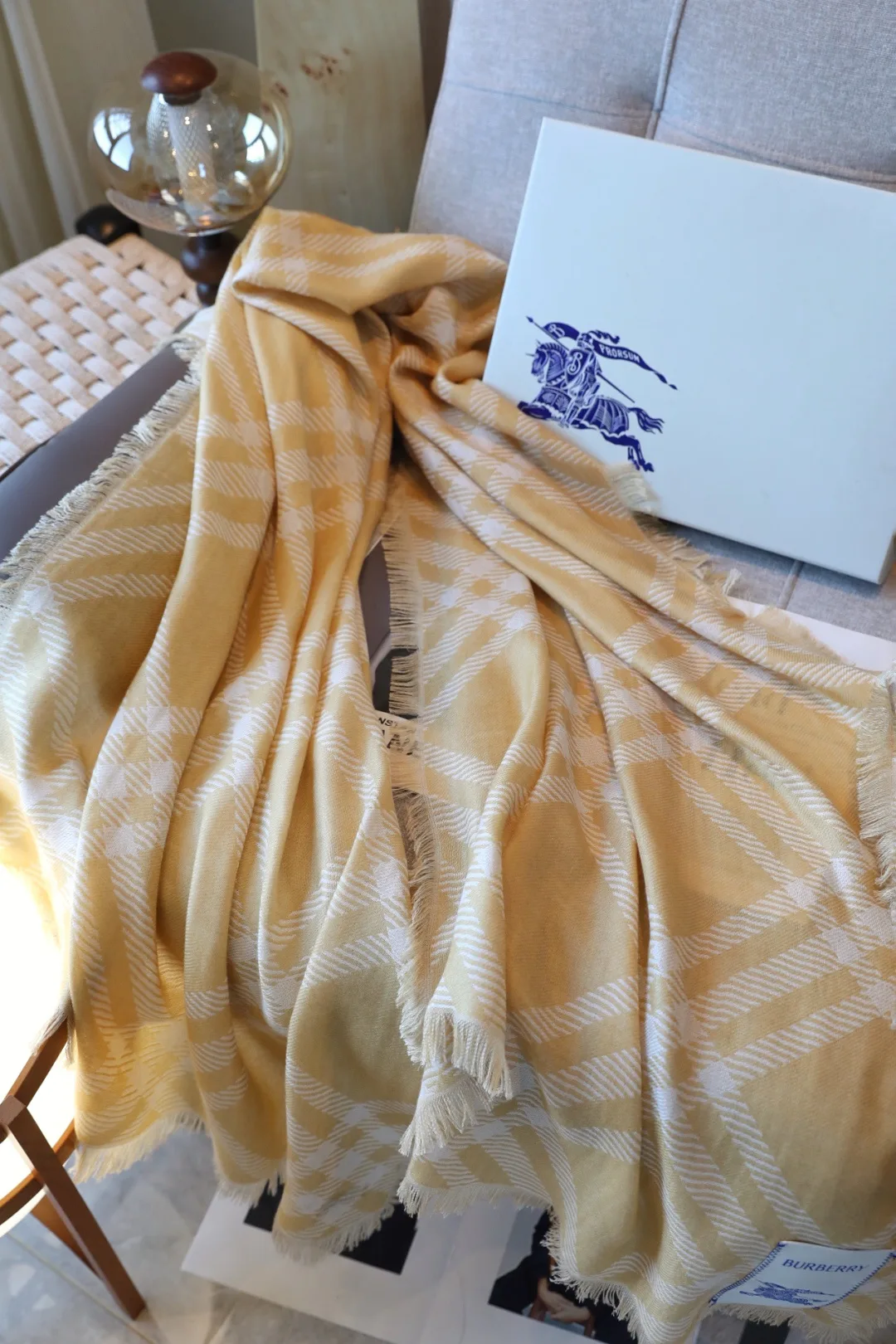 Scarves BURBERRY 18419148