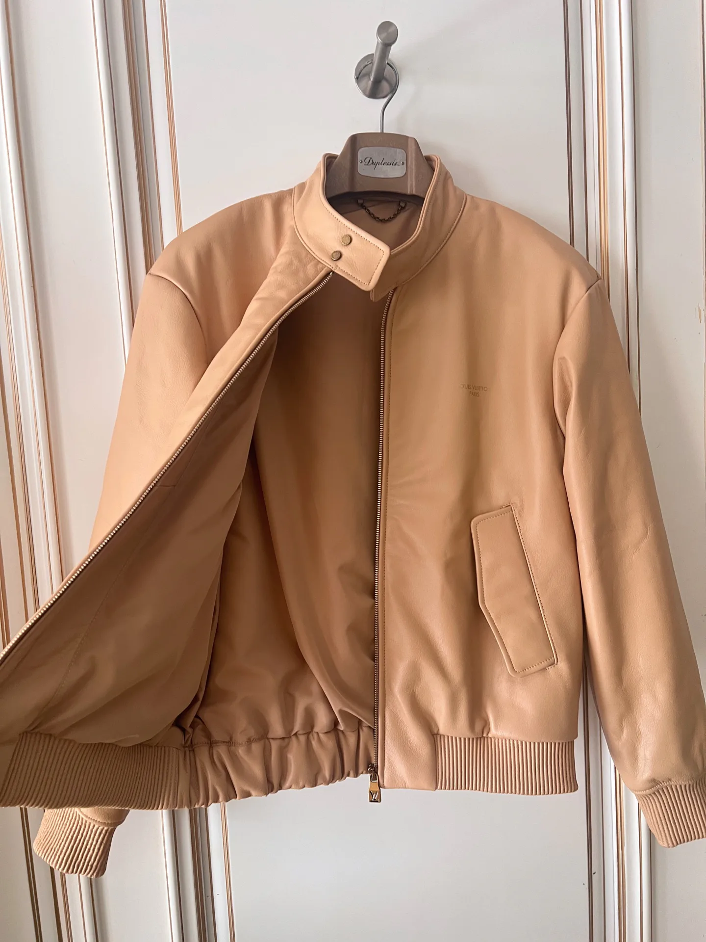 Women's Leather Jackets And Sheepskin Coats LOUIS VUITTON 18408975