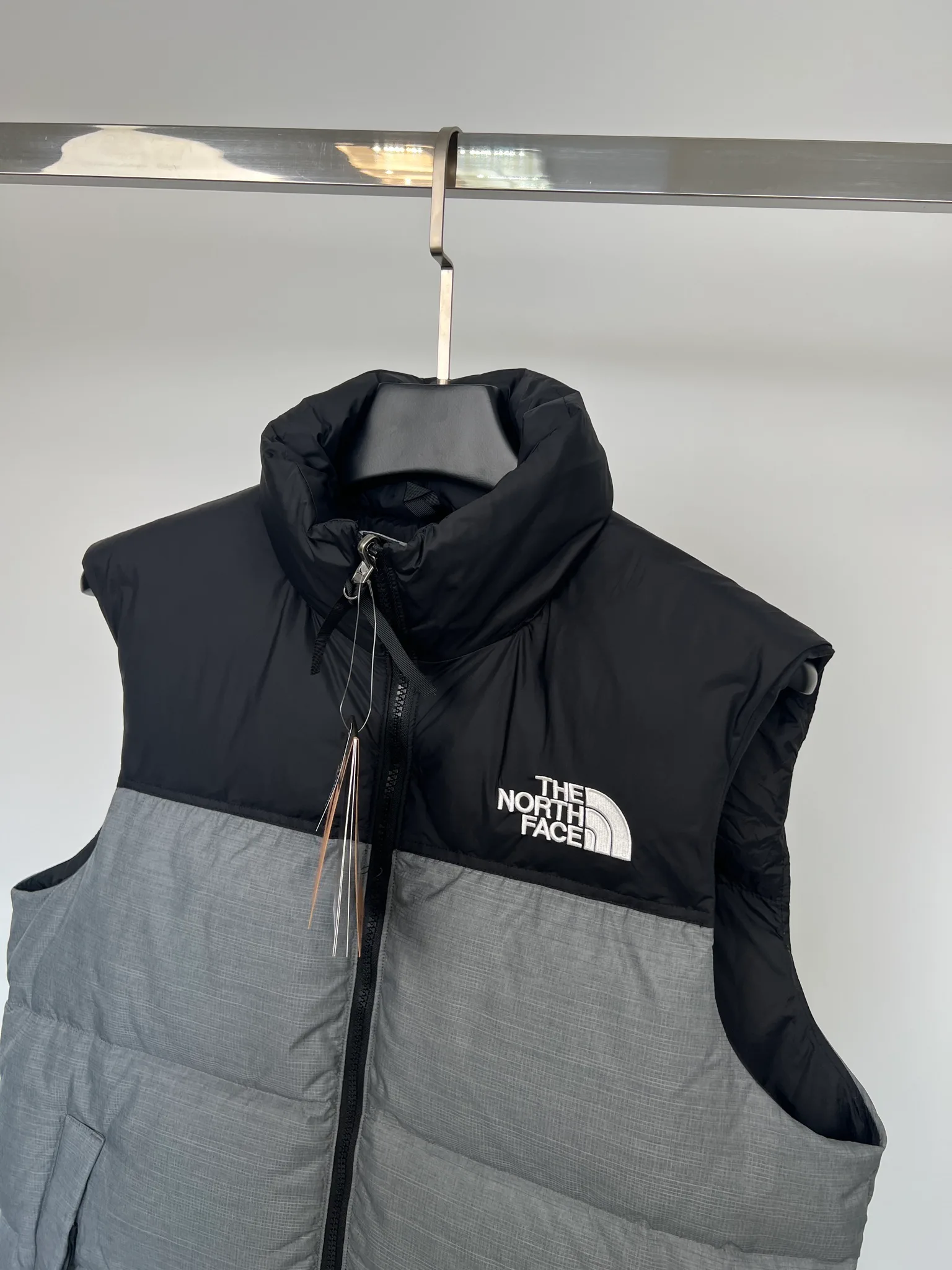 Women's Vests THE NORTH FACE 18416028