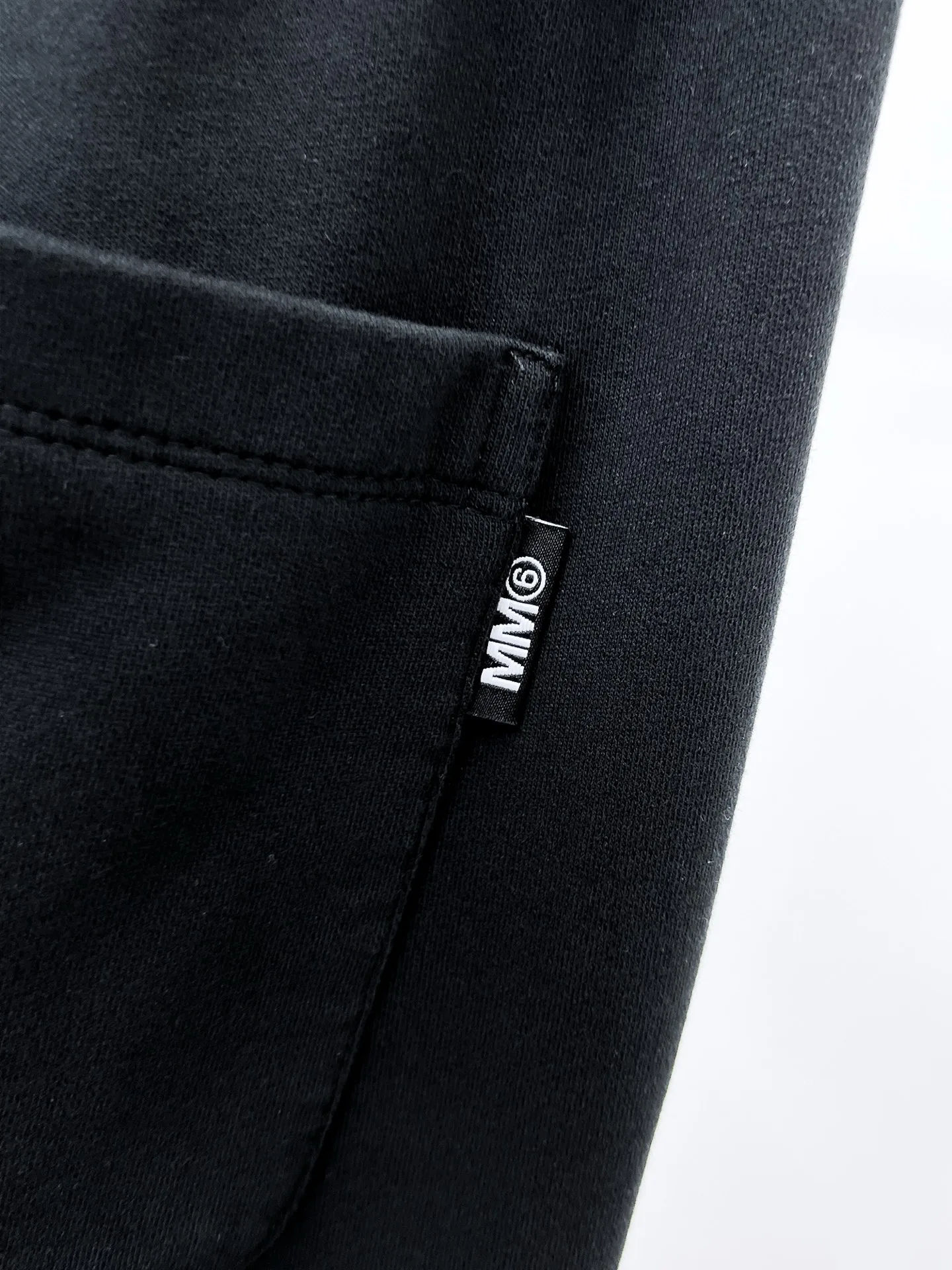 Men's Trousers MAISON MARGIELA 18399352