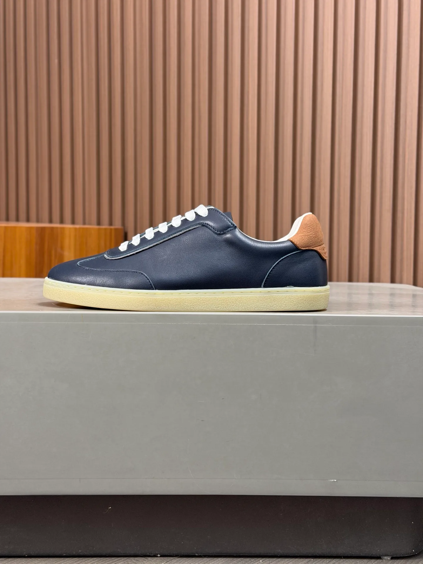 Men's Sneakers BRUNELLO CUCINELLI 18337486