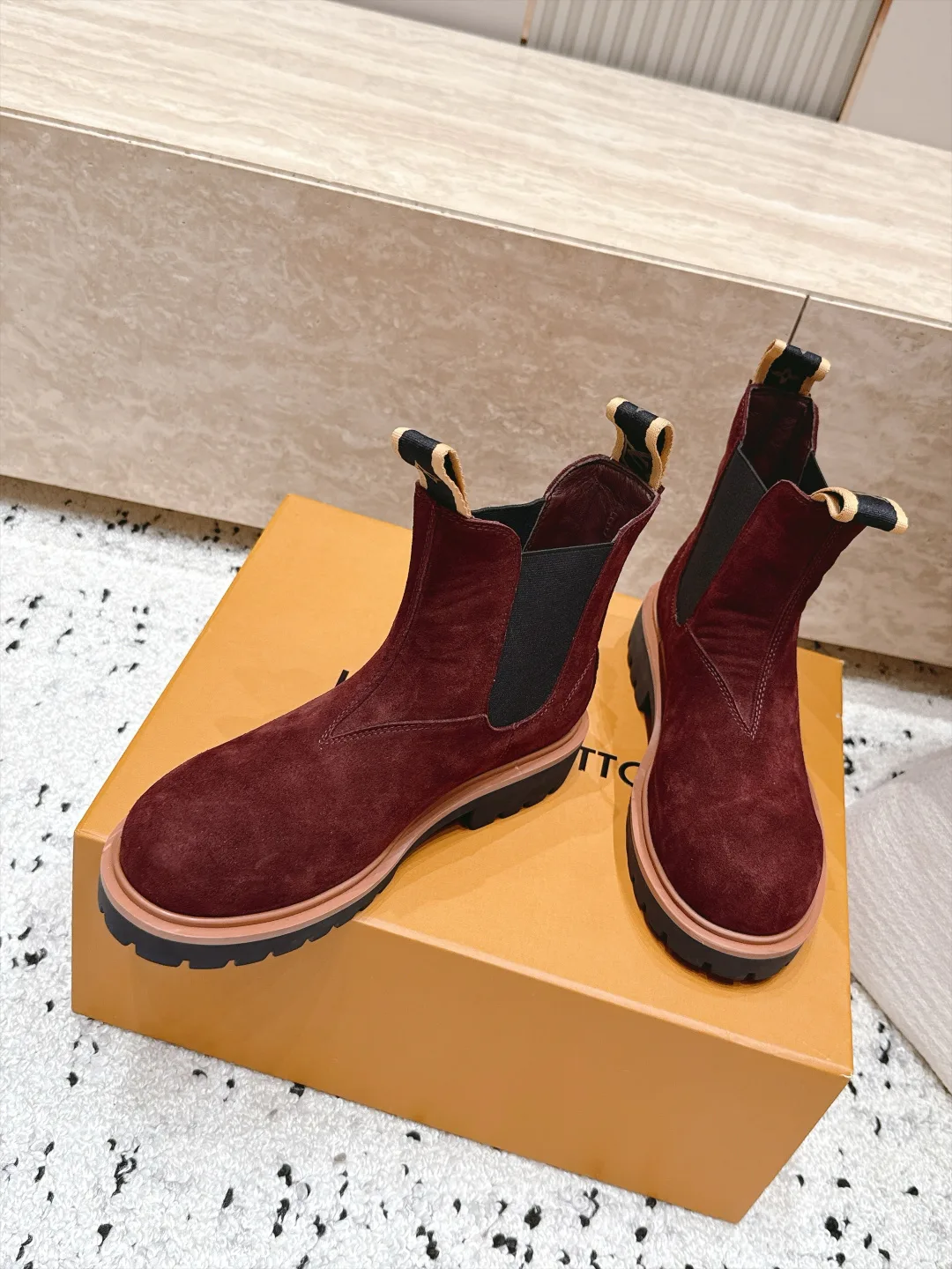 Ботинки Женские Louis Vuitton 18618981