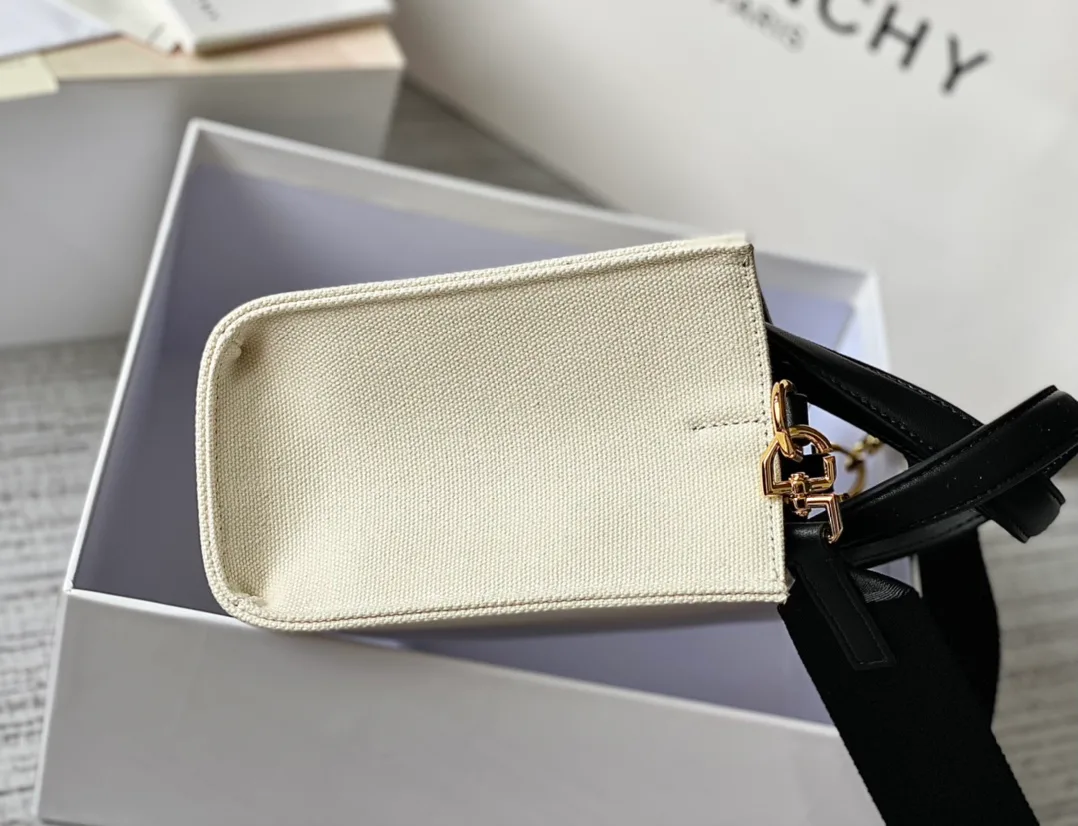 Women's Classic Handbags GIVENCHY 18452595