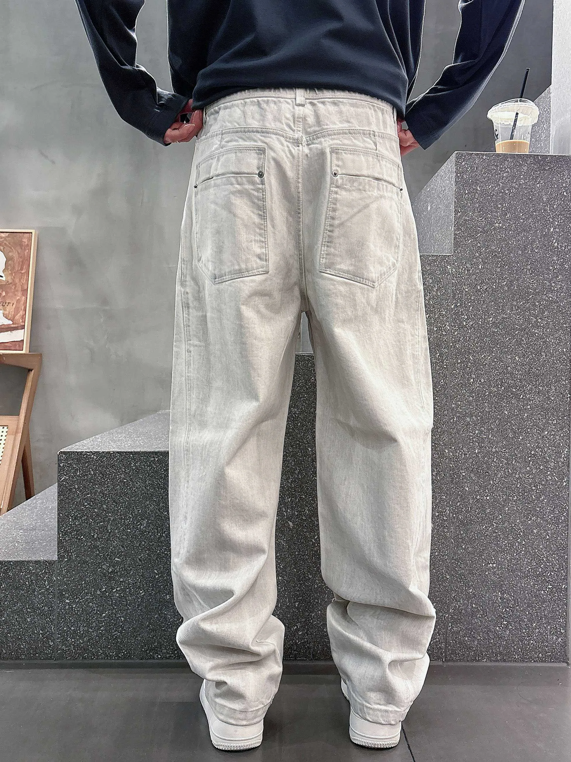 Men's Trousers BALENCIAGA 18408227
