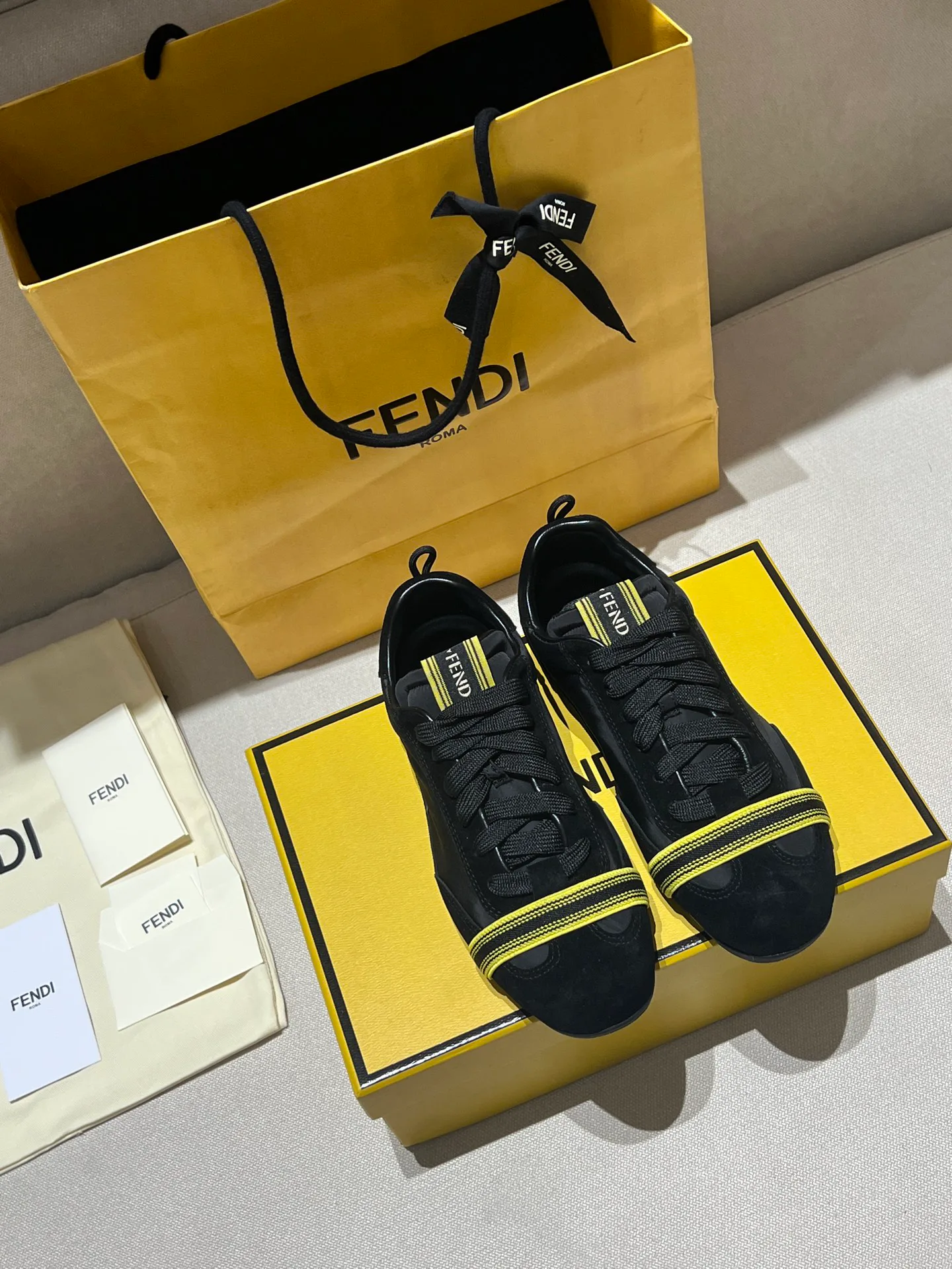 Women's Sneakers FENDI 18278638