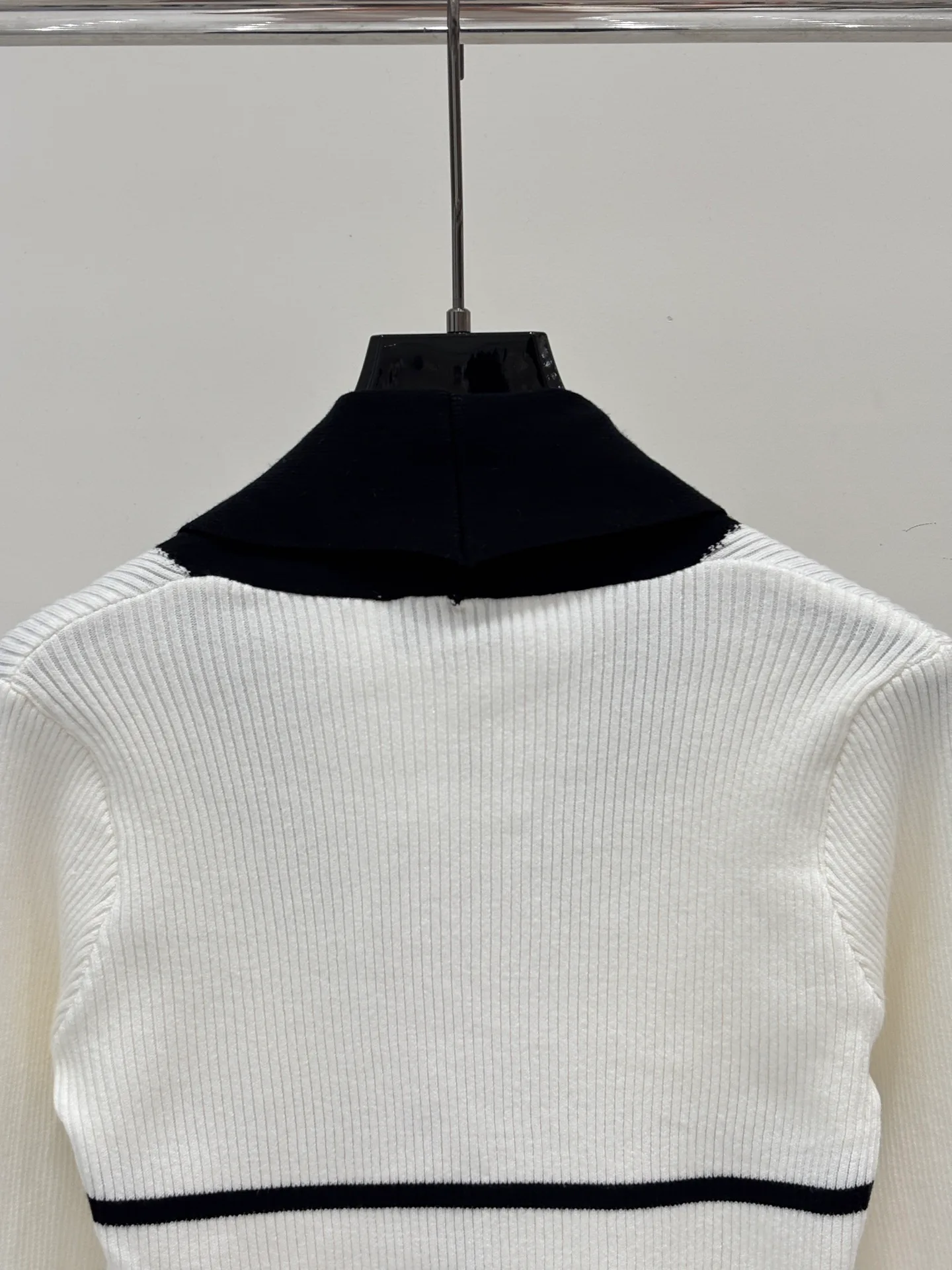 Women's Jumpers And Sweaters CHANEL 18509765