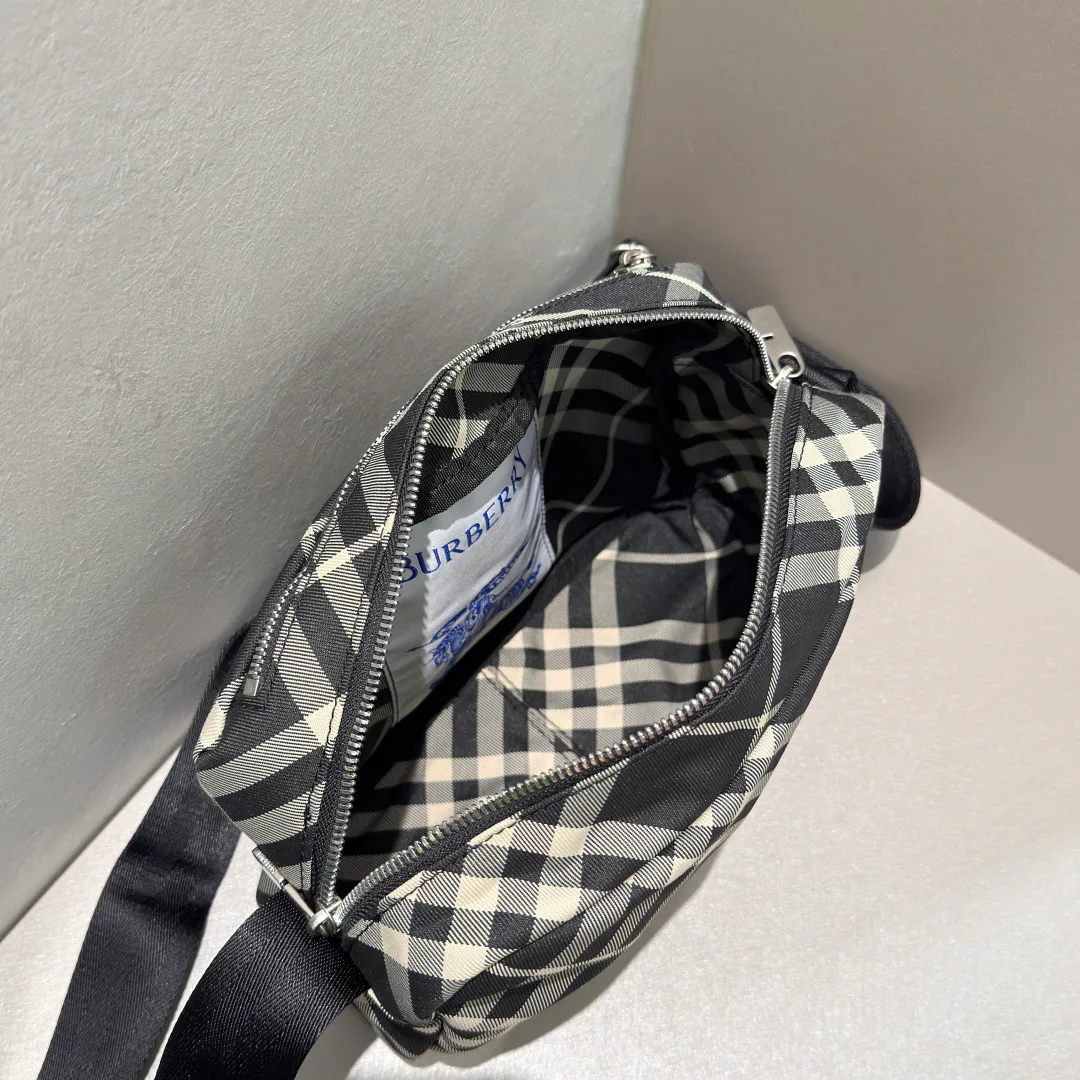 Women's Shoulder Bags BURBERRY 17949141
