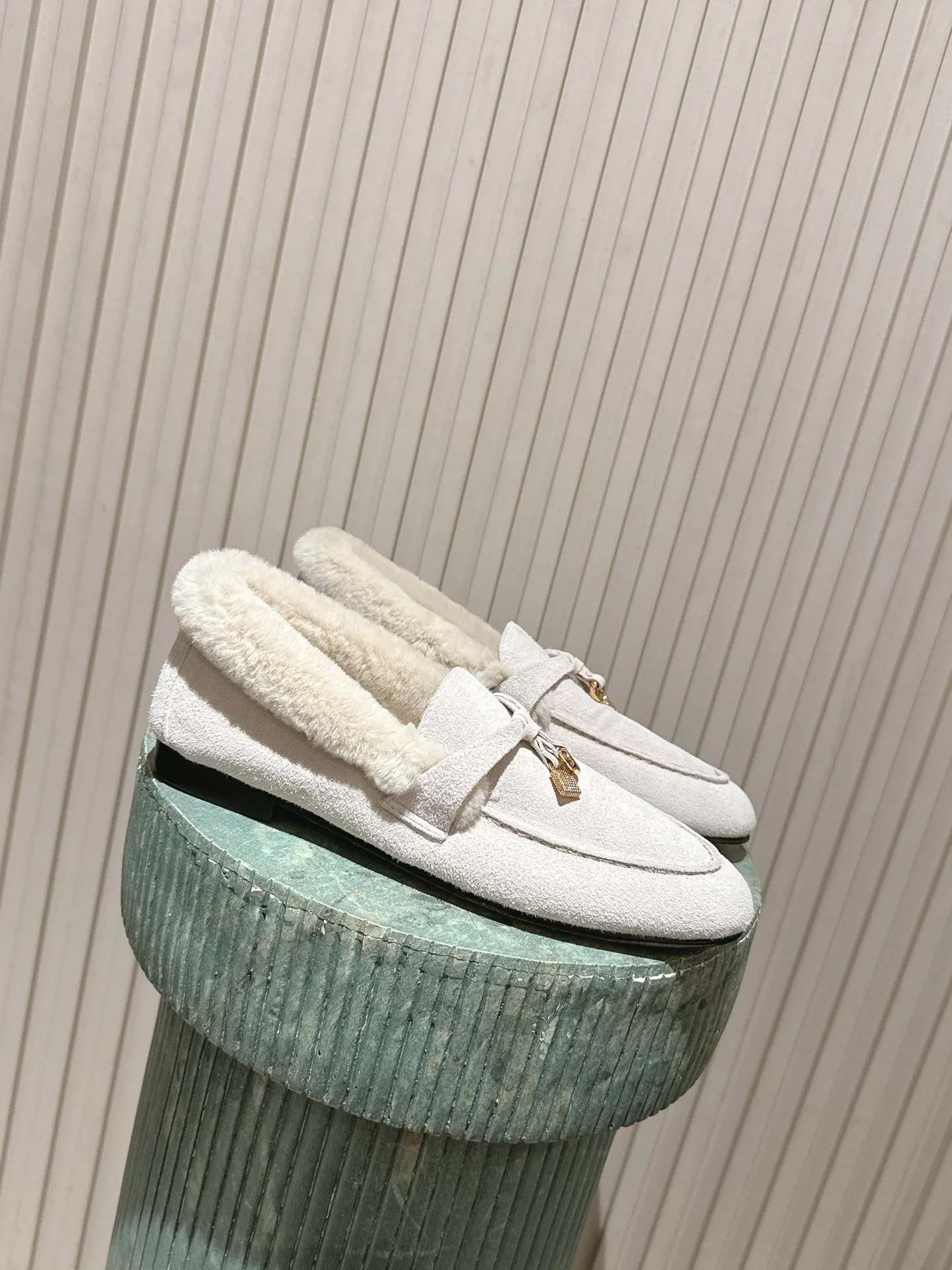 Women's Loafers And Moccasins LORO PIANA 17850354