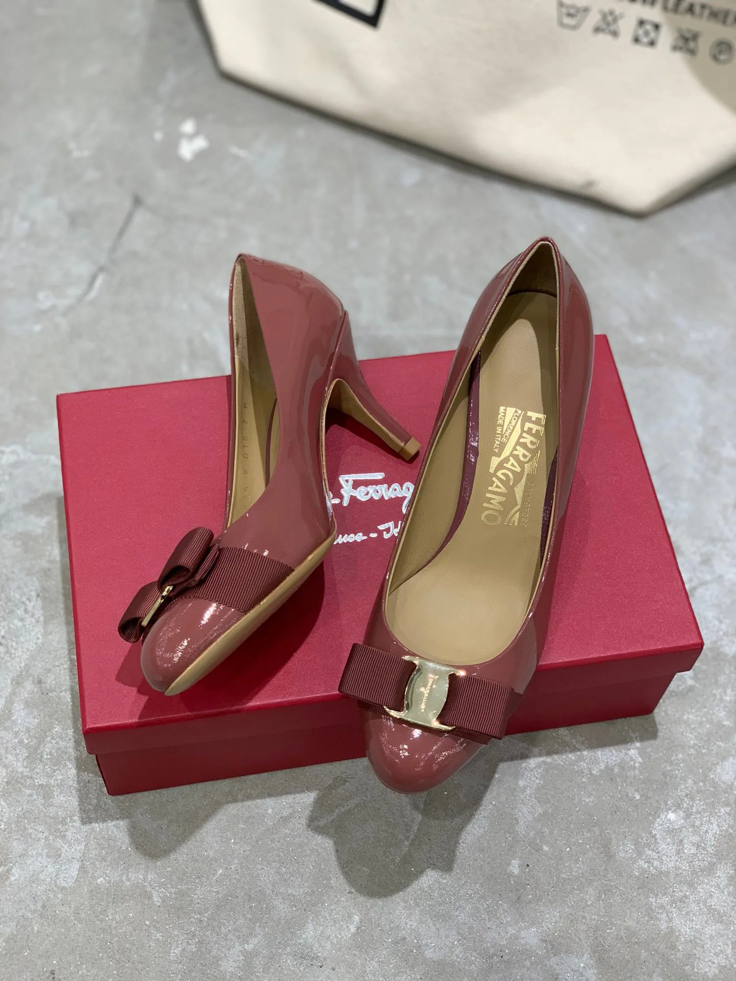 Women's Heels SALVATORE FERRAGAMO 18531885