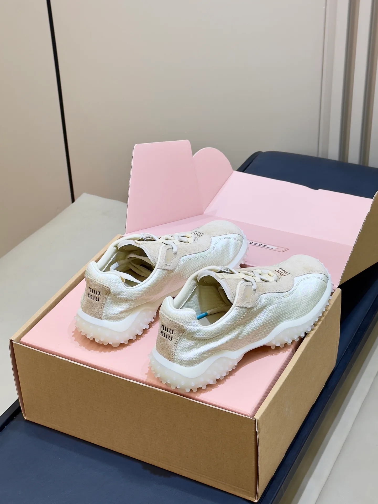 Women's Sneakers MIU MIU 18073298