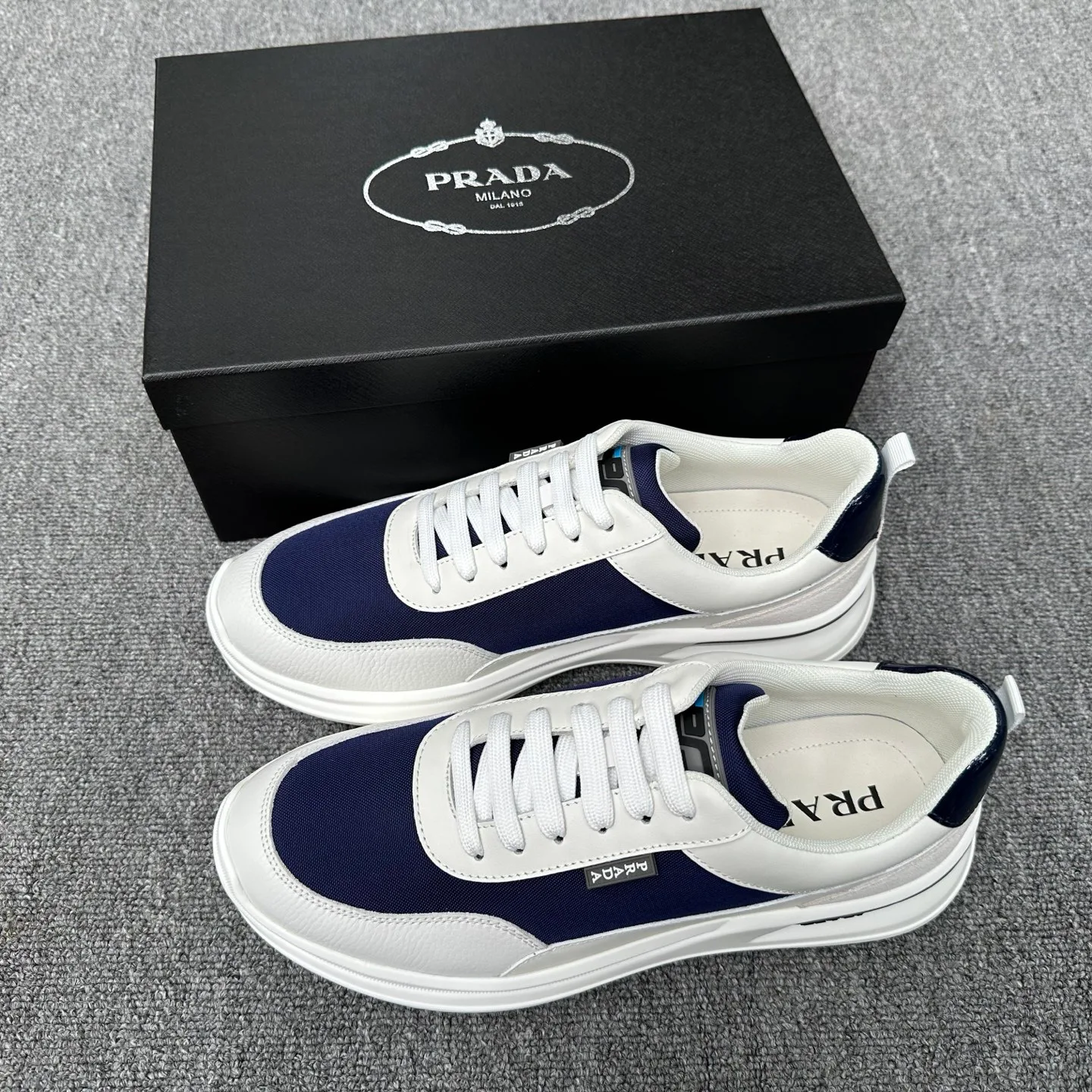 Men's Sneakers PRADA 18076342