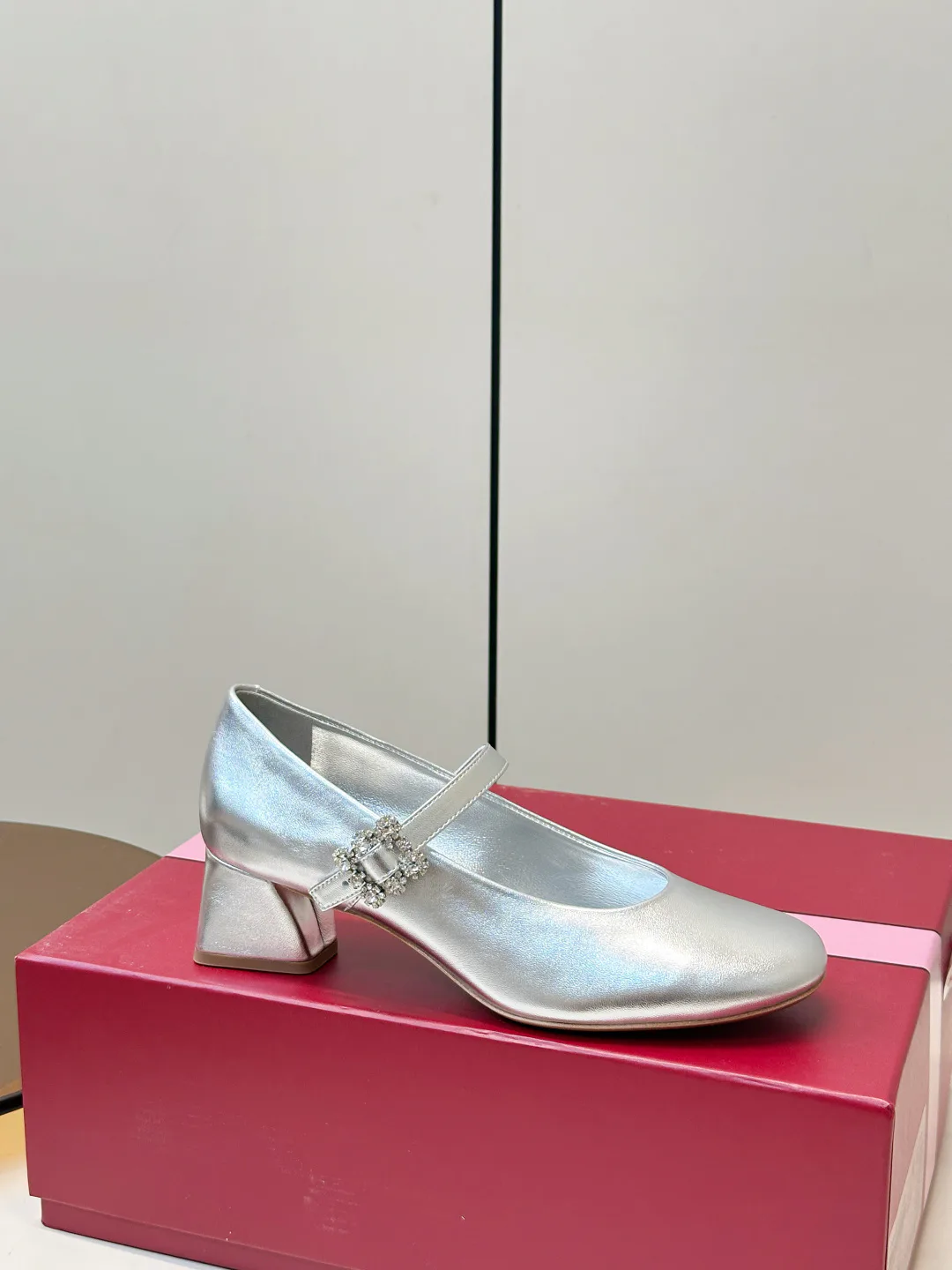 Women's Heels ROGER VIVIER 18397609