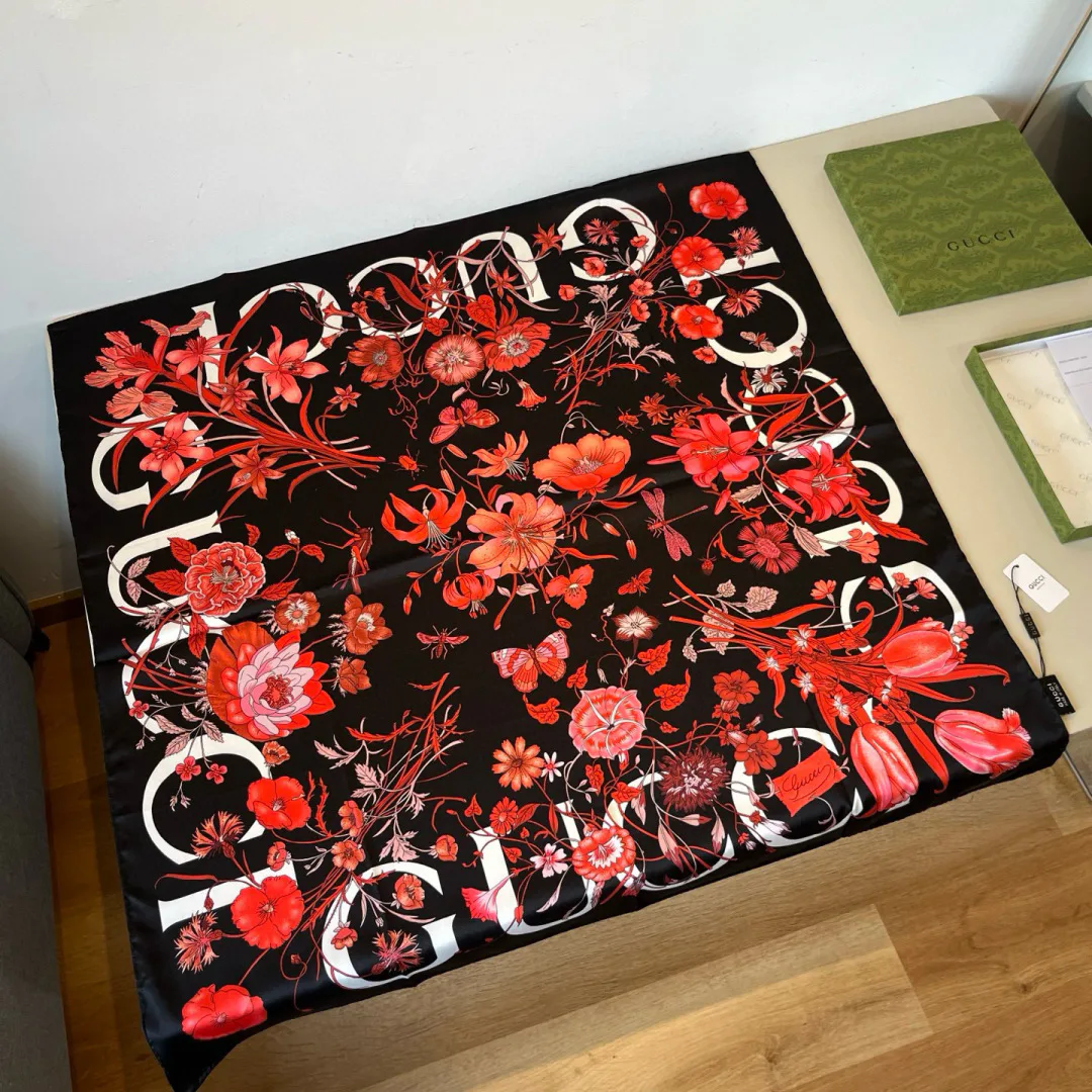 Silk Scarves GUCCI 17498385