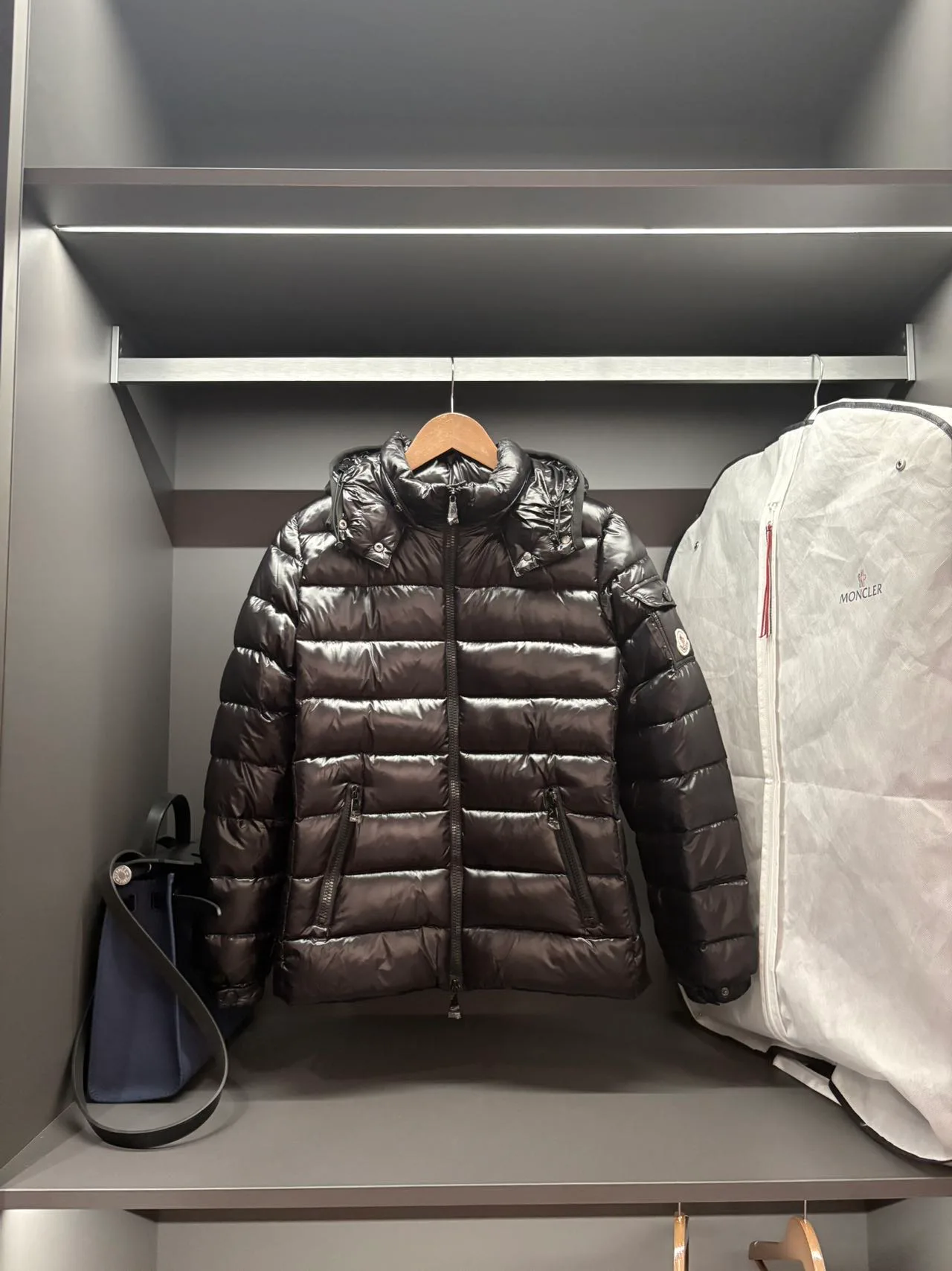 Women's Jackets And Down Jackets MONCLER 17830622