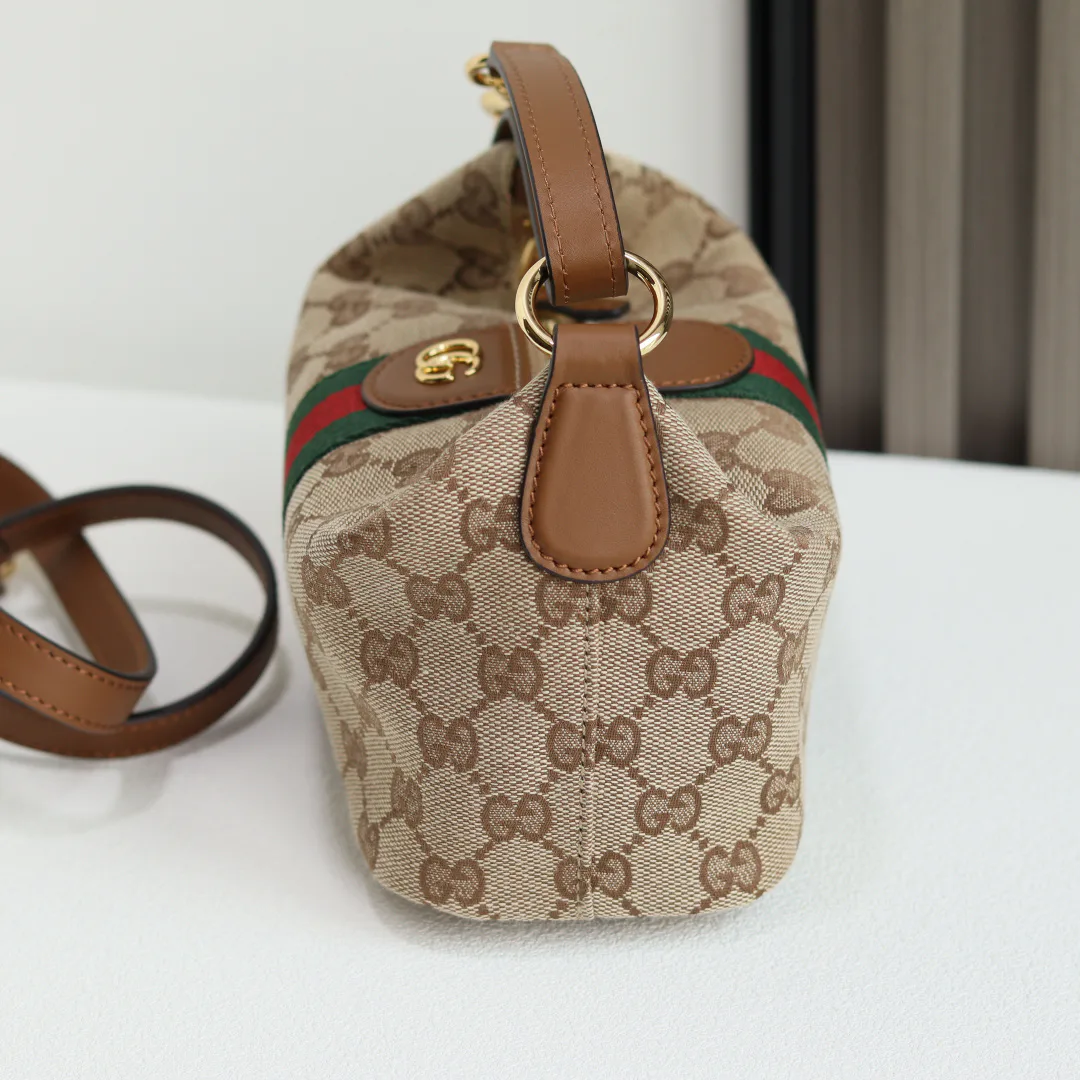 Women's Classic Handbags GUCCI 17947487