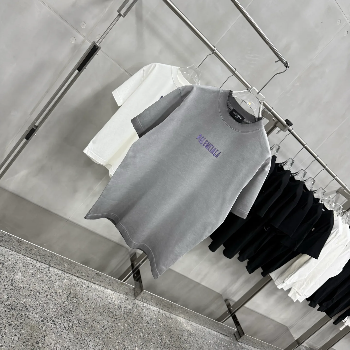 Men's T-Shirts BALENCIAGA 17881219