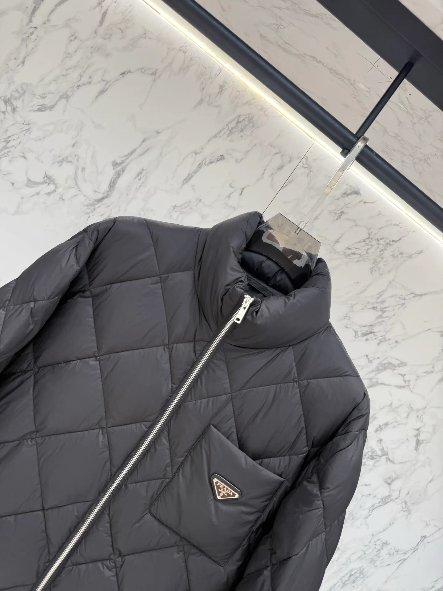 Women's Jackets And Down Jackets PRADA 18480923