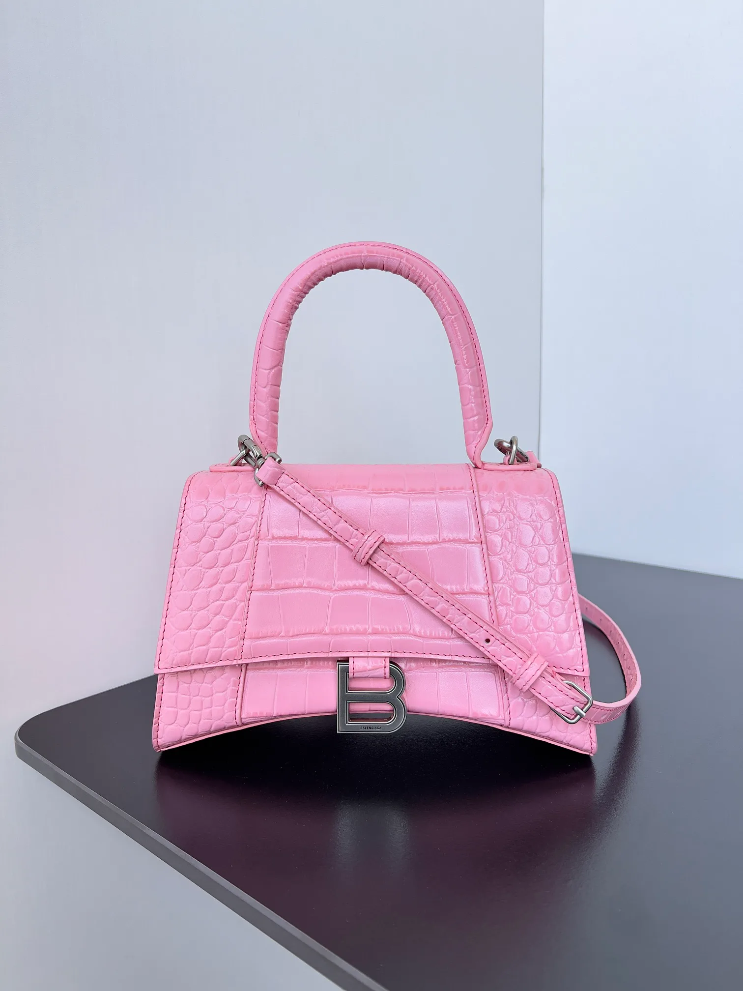 Классические Сумки Женские Balenciaga 18619531