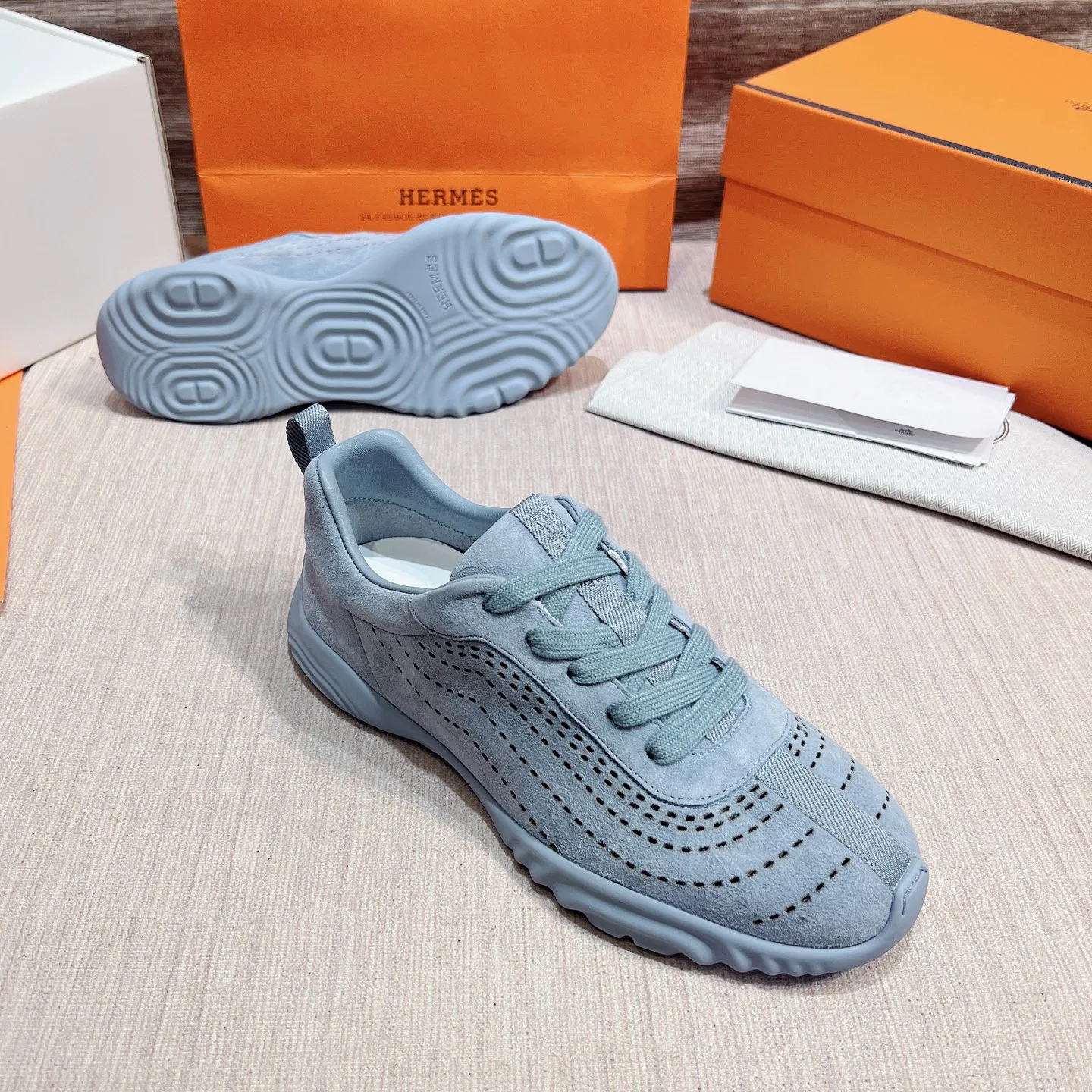 Men's Sneakers HERMES 17749565