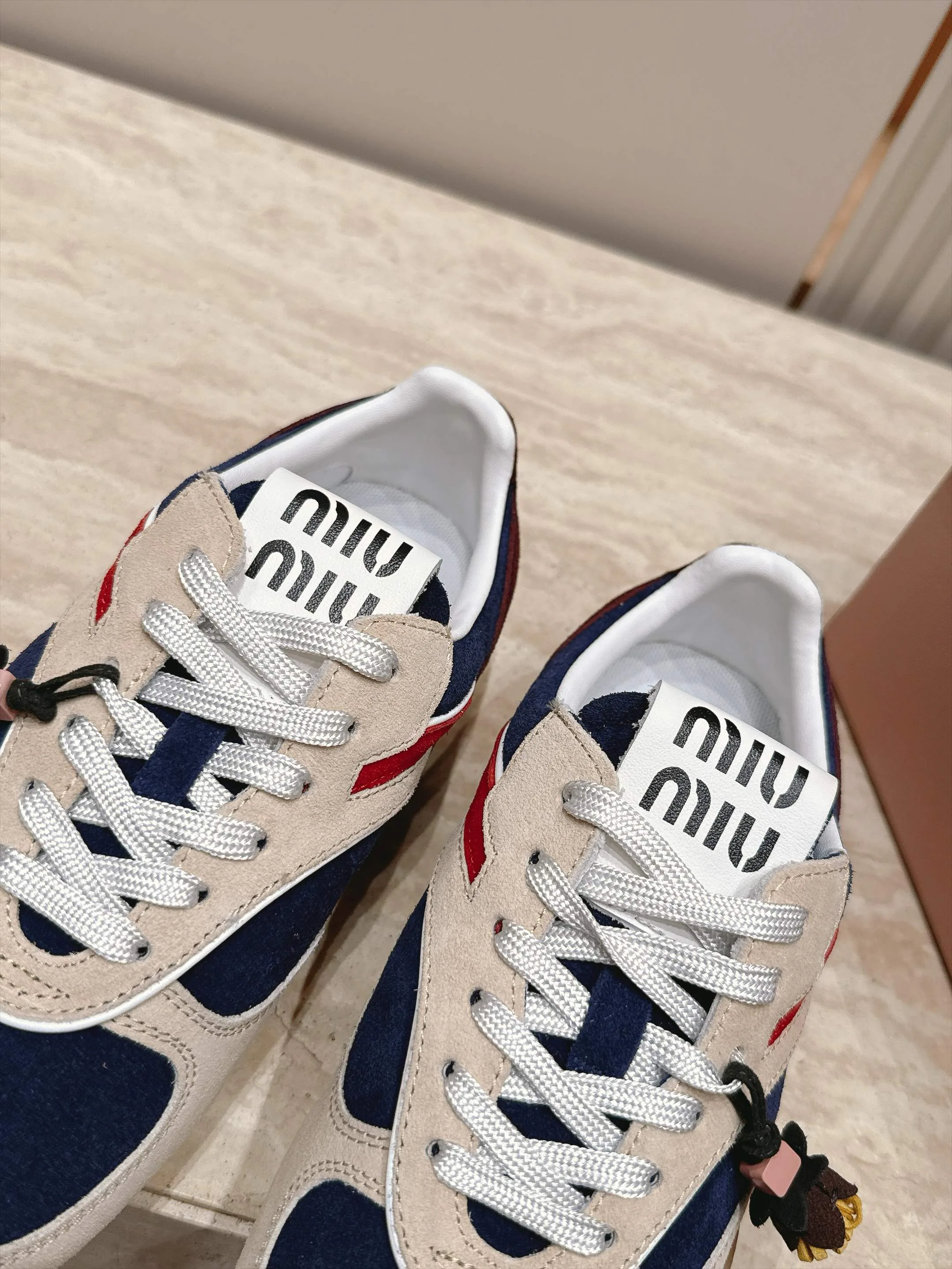 Women's Sneakers MIU MIU 18436559