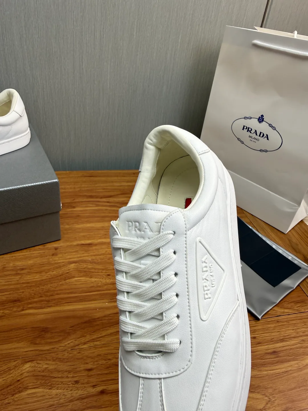 Men's Sneakers PRADA 18263660
