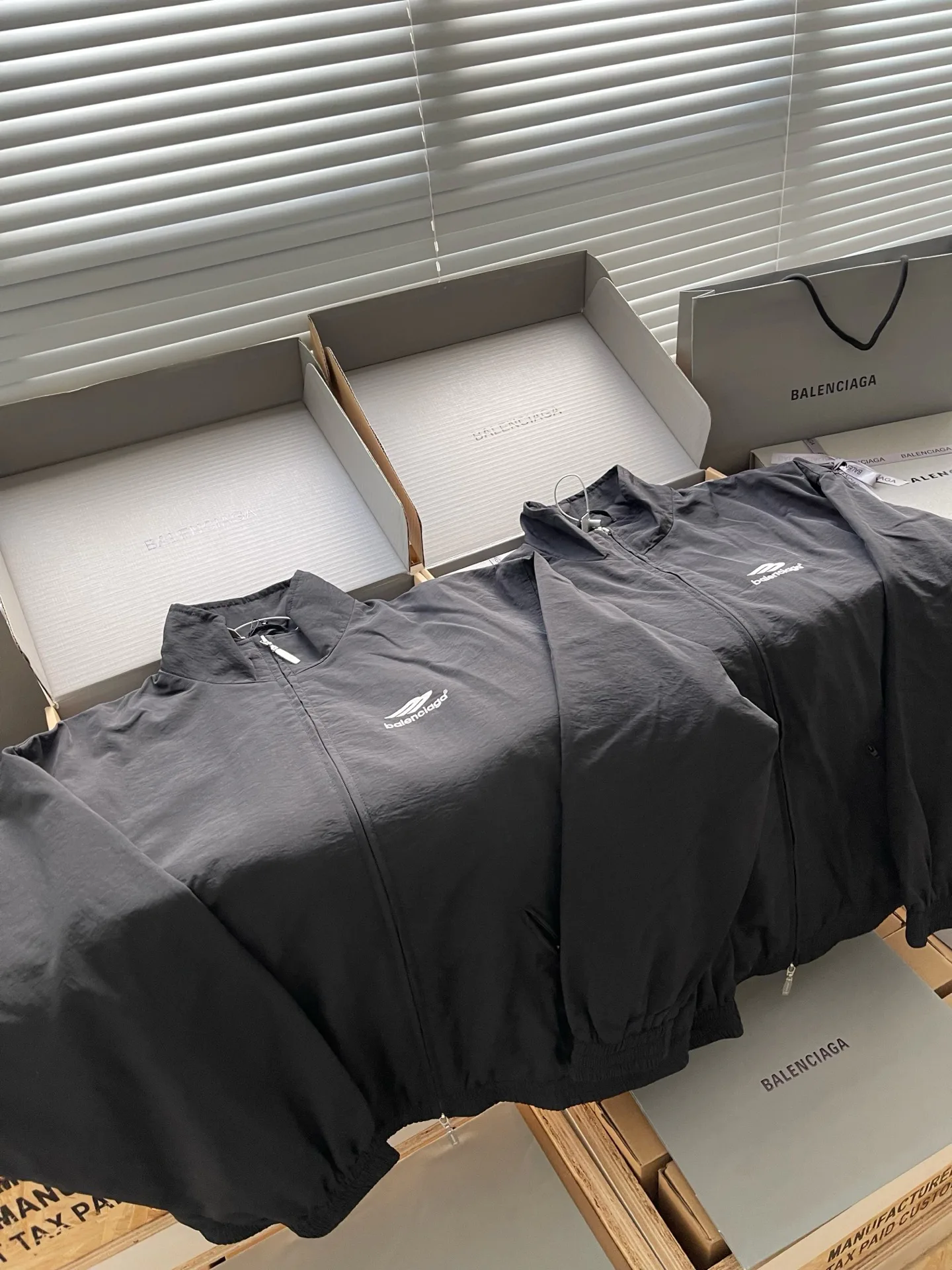 Men's Jackets And Down Jackets BALENCIAGA 18153464