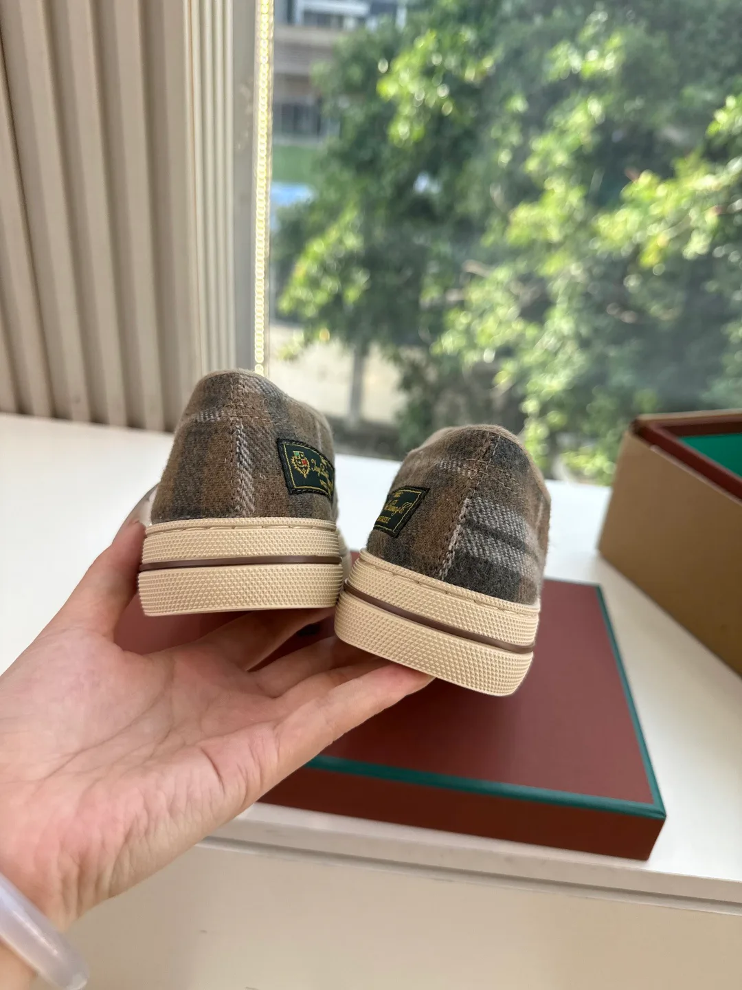 Women's Sneakers LORO PIANA 18356231