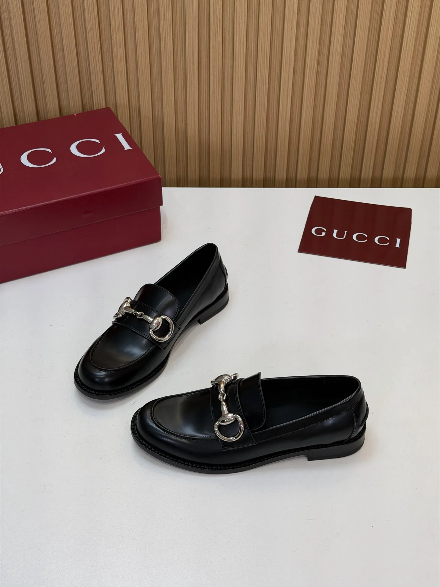 Women's Loafers And Moccasins GUCCI 18152941