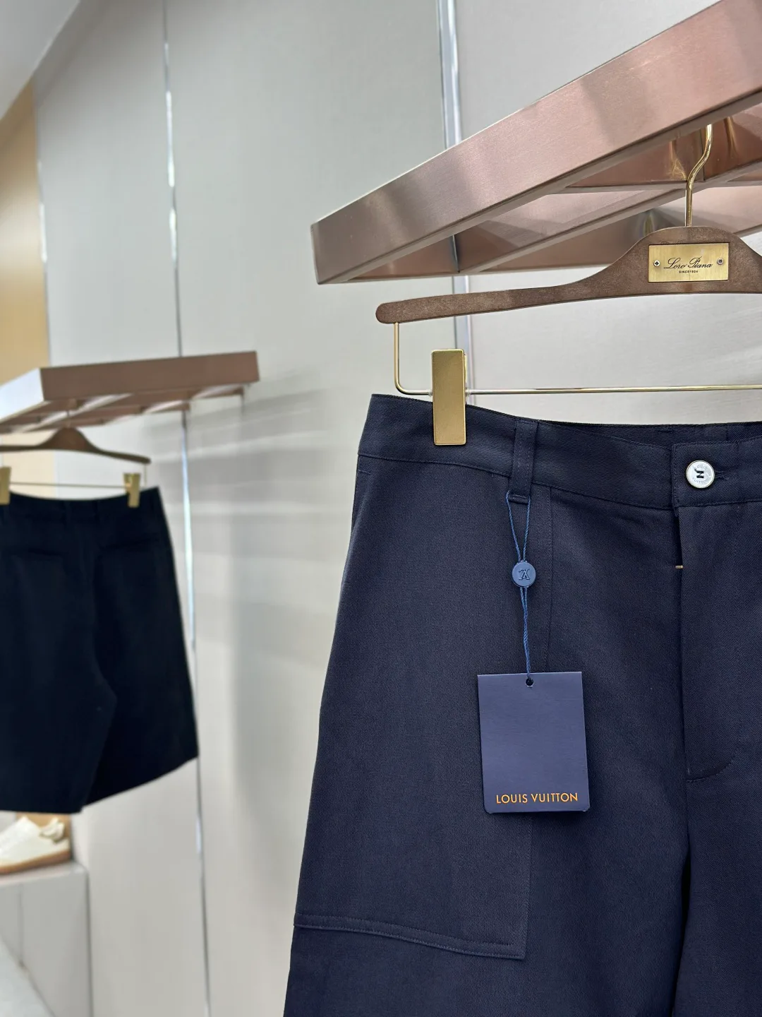 Men's Shorts LOUIS VUITTON 17468319