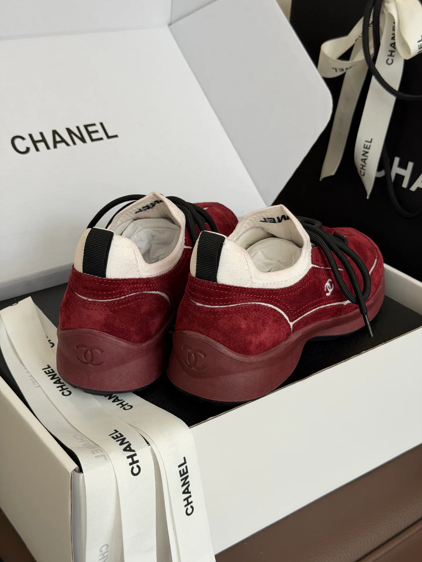 Women's Sneakers CHANEL 18073586