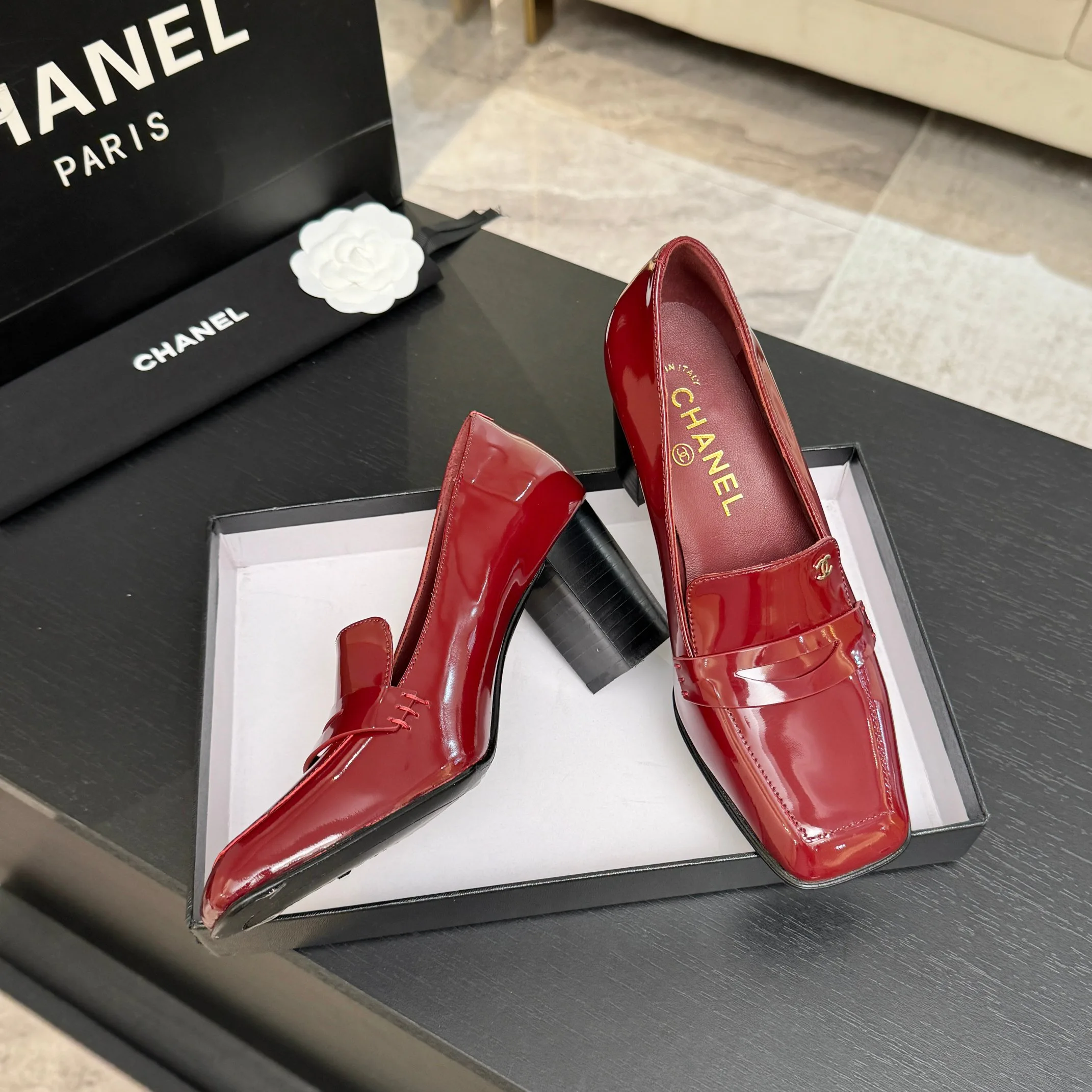 Women's Loafers And Moccasins CHANEL 18063085