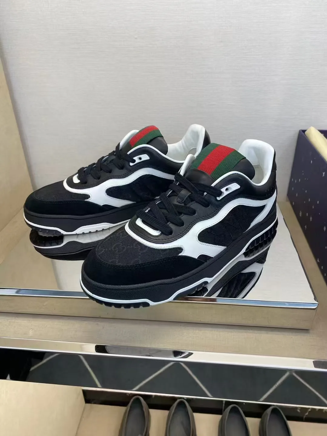 Men's Sneakers GUCCI 17955515