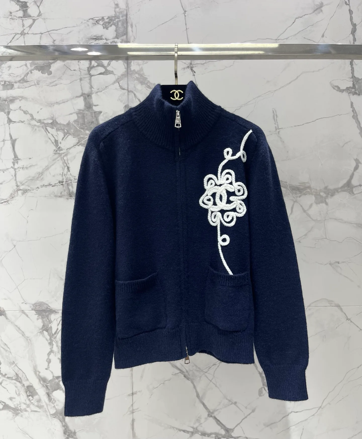 Women's Jumpers And Sweaters CHANEL 18137920