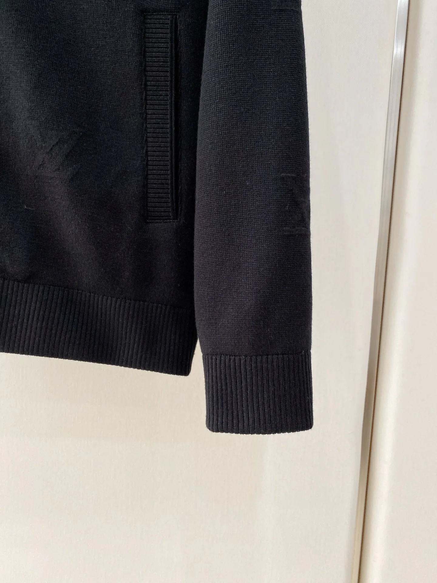 Men's Jackets And Down Jackets LOUIS VUITTON 18368828