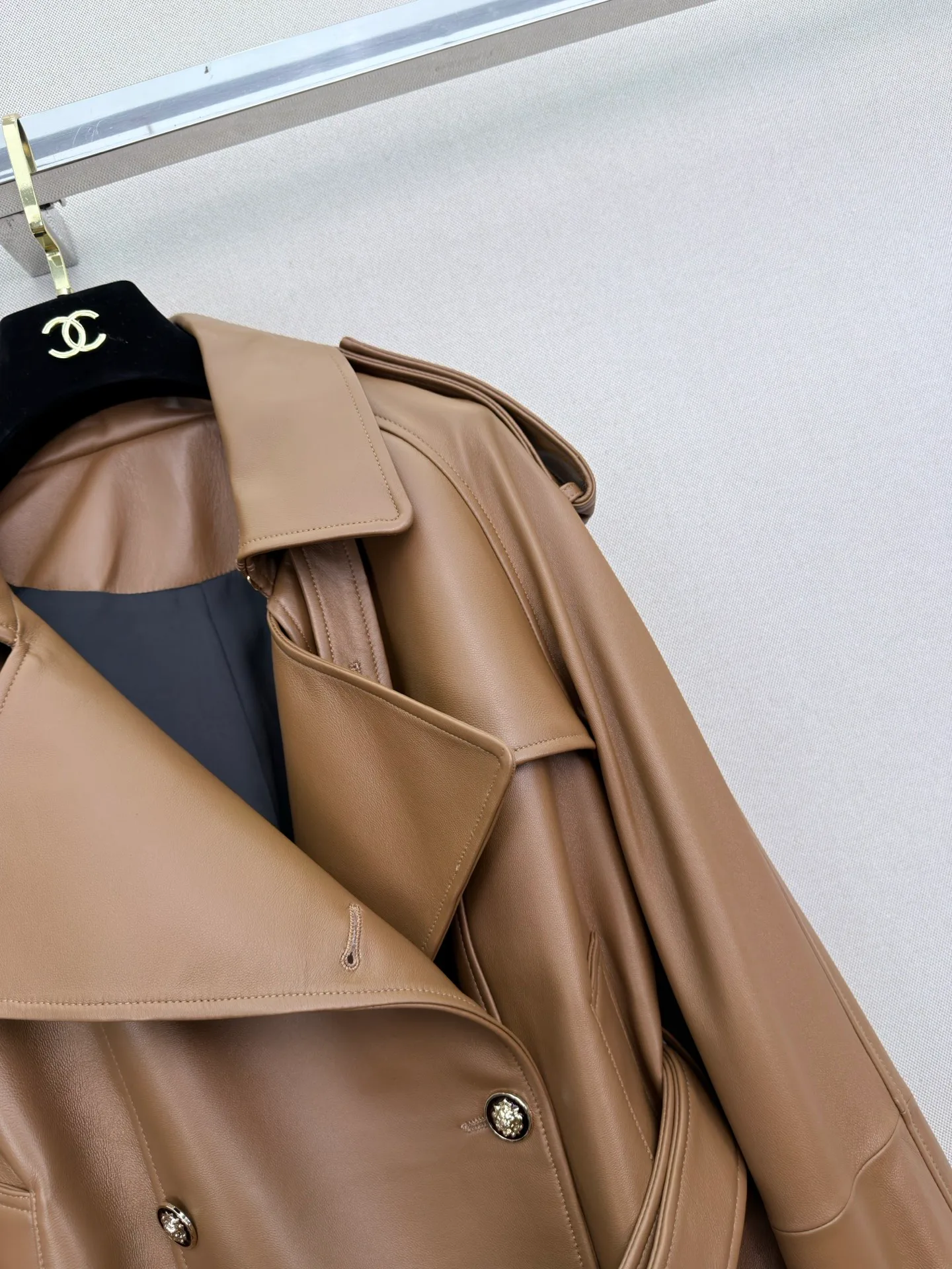 Women's Leather Jackets And Sheepskin Coats CHANEL 18174809