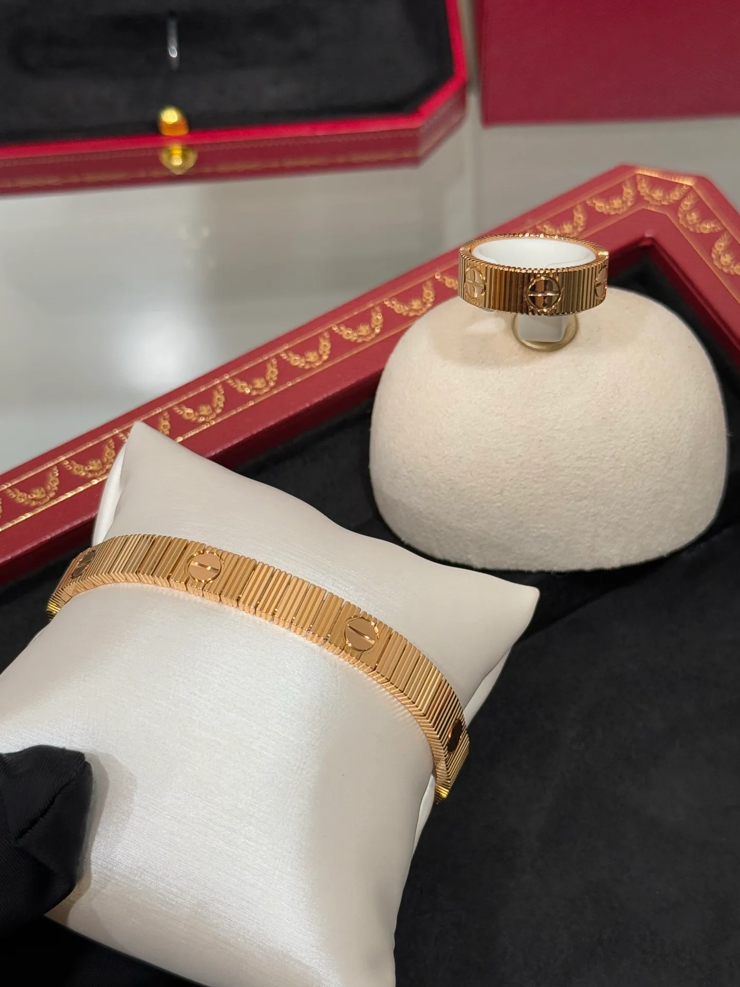 Jewelry CARTIER 17601230