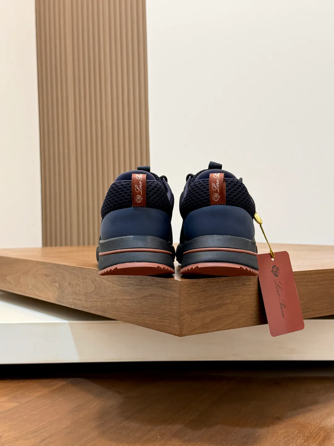Men's Sneakers LORO PIANA 17830566