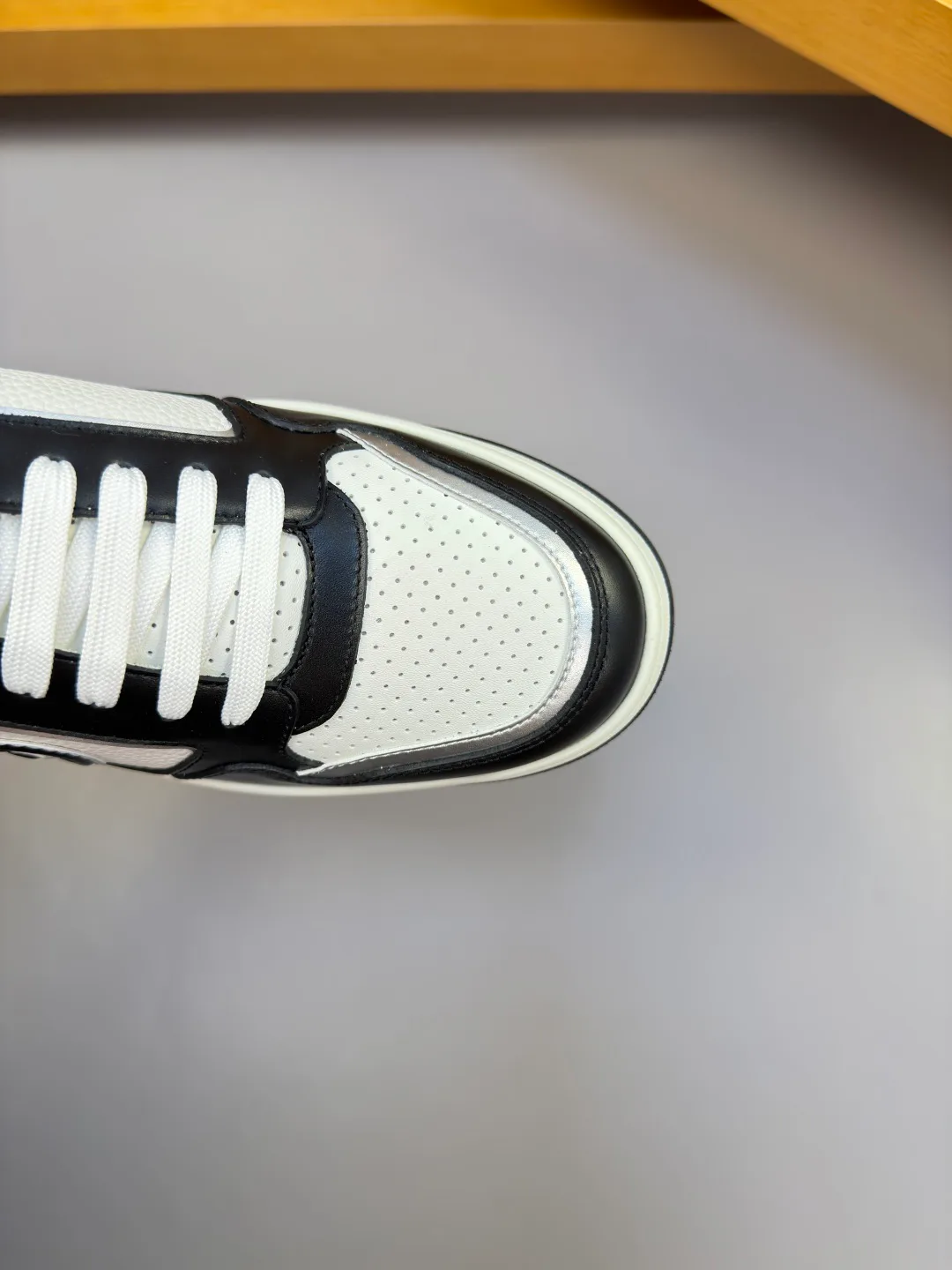 Men's Sneakers GUCCI 18142463