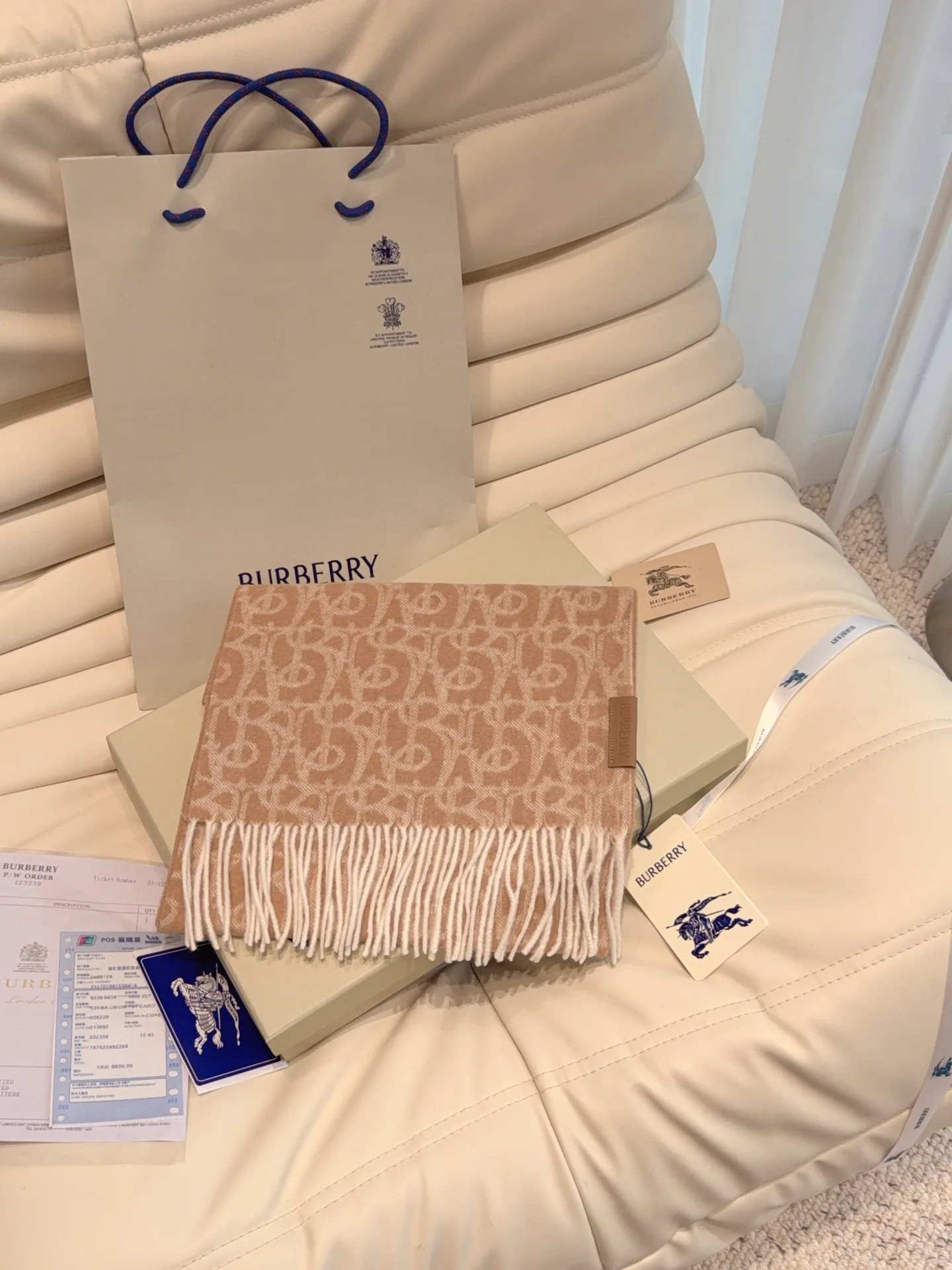 Scarves BURBERRY 18287236