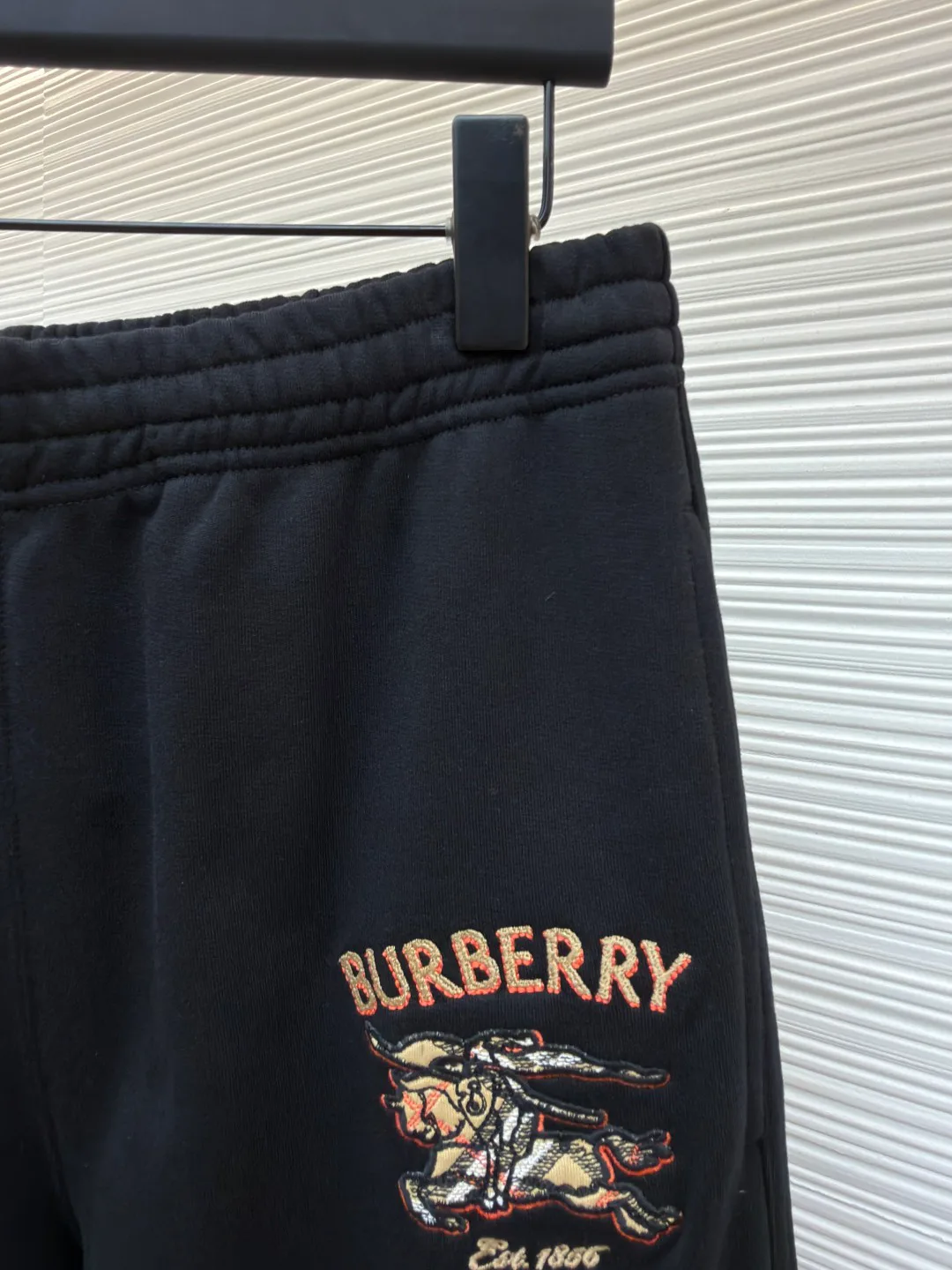 Men's Trousers BURBERRY 18309028