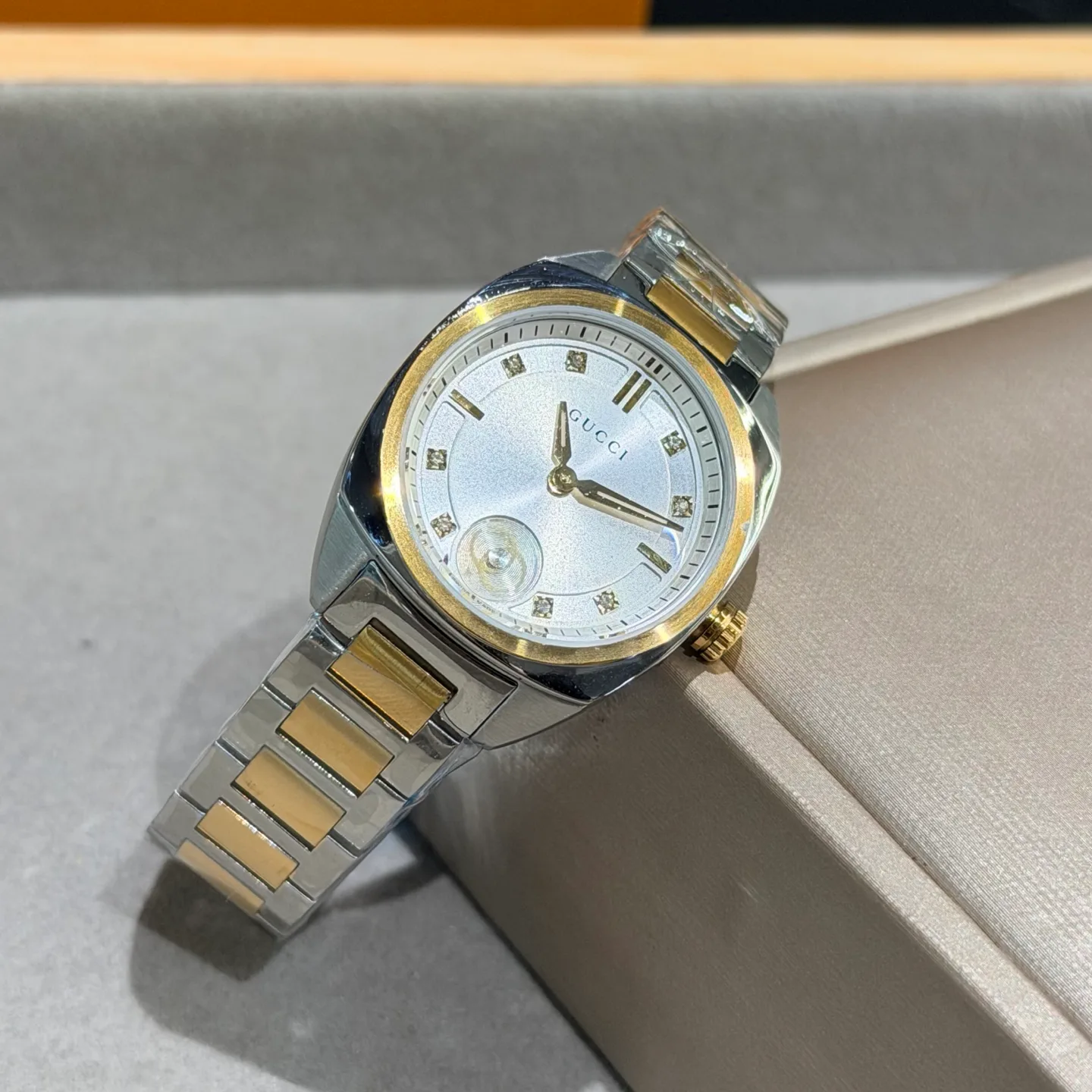 Women's Watches GUCCI 18362060