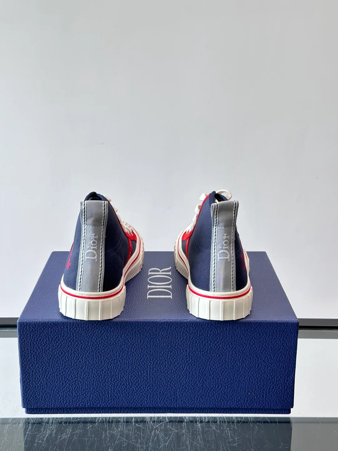 Women's Sneakers CHRISTIAN DIOR 18102146