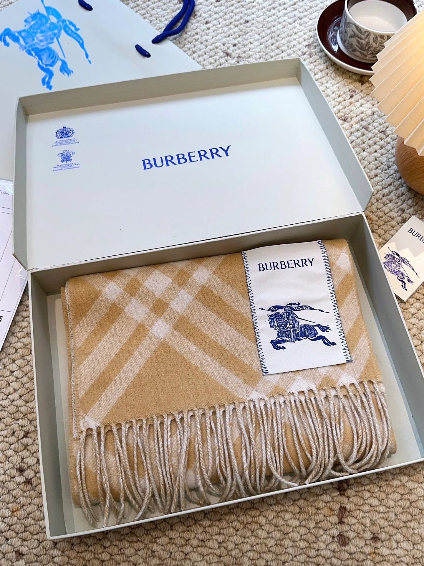 Scarves BURBERRY 18105487