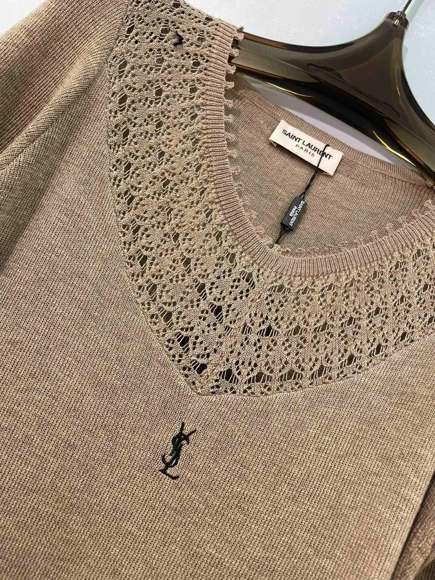 Women's Jumpers And Sweaters SAINT LAURENT 18151628
