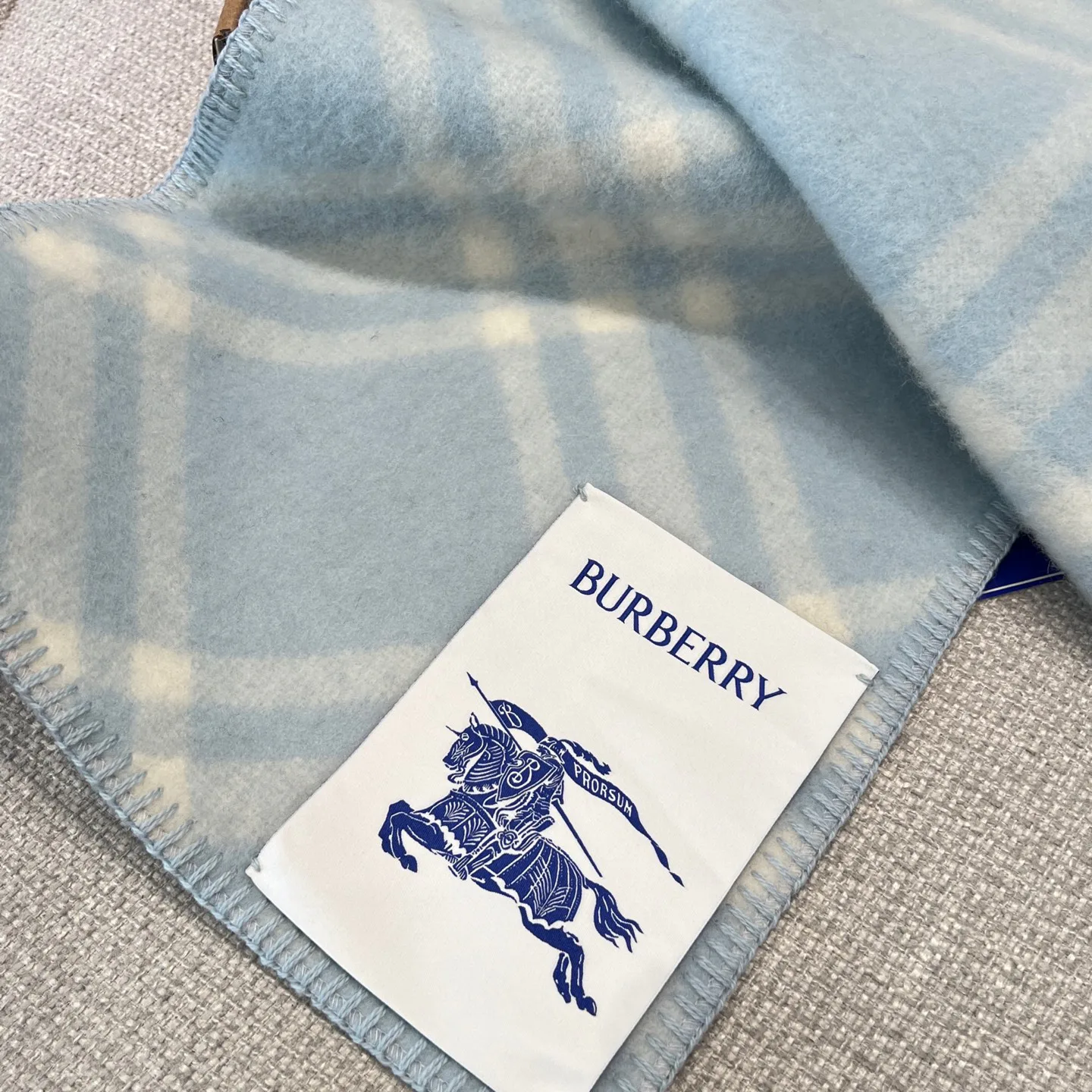 Scarves BURBERRY 17945211