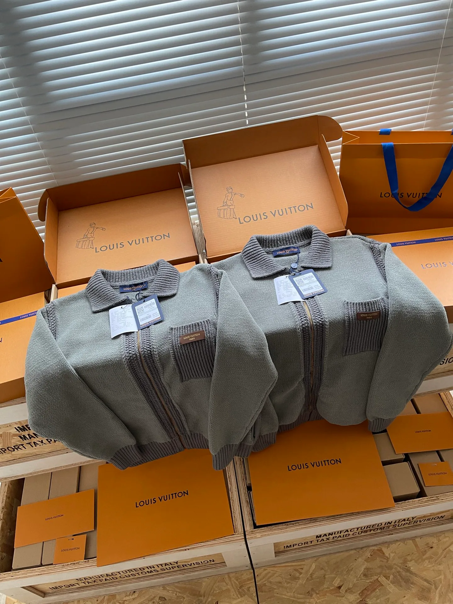 Men's Jumpers And Sweaters LOUIS VUITTON 18414066