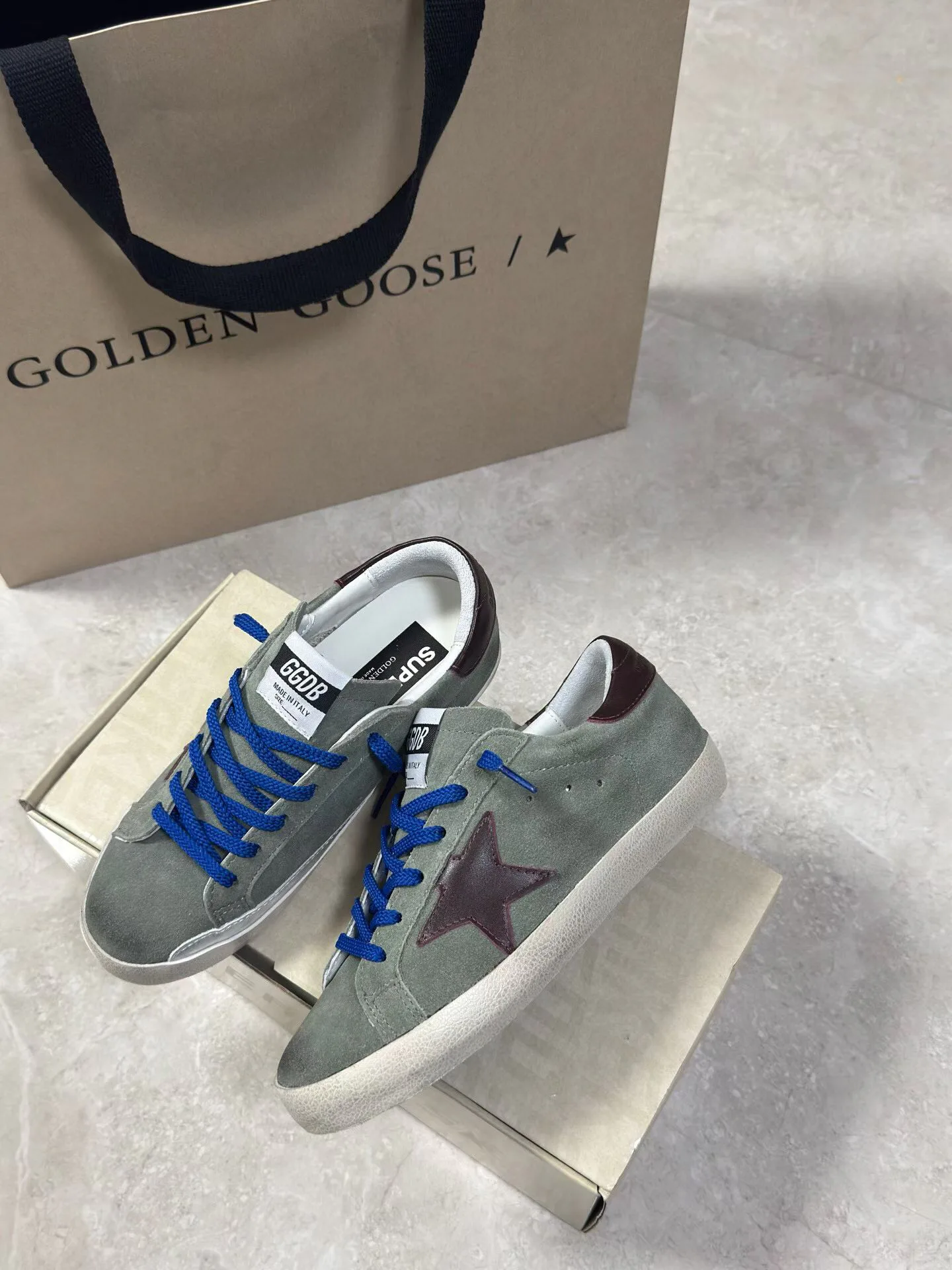 Men's Sneakers GOLDEN GOOSE 18265605