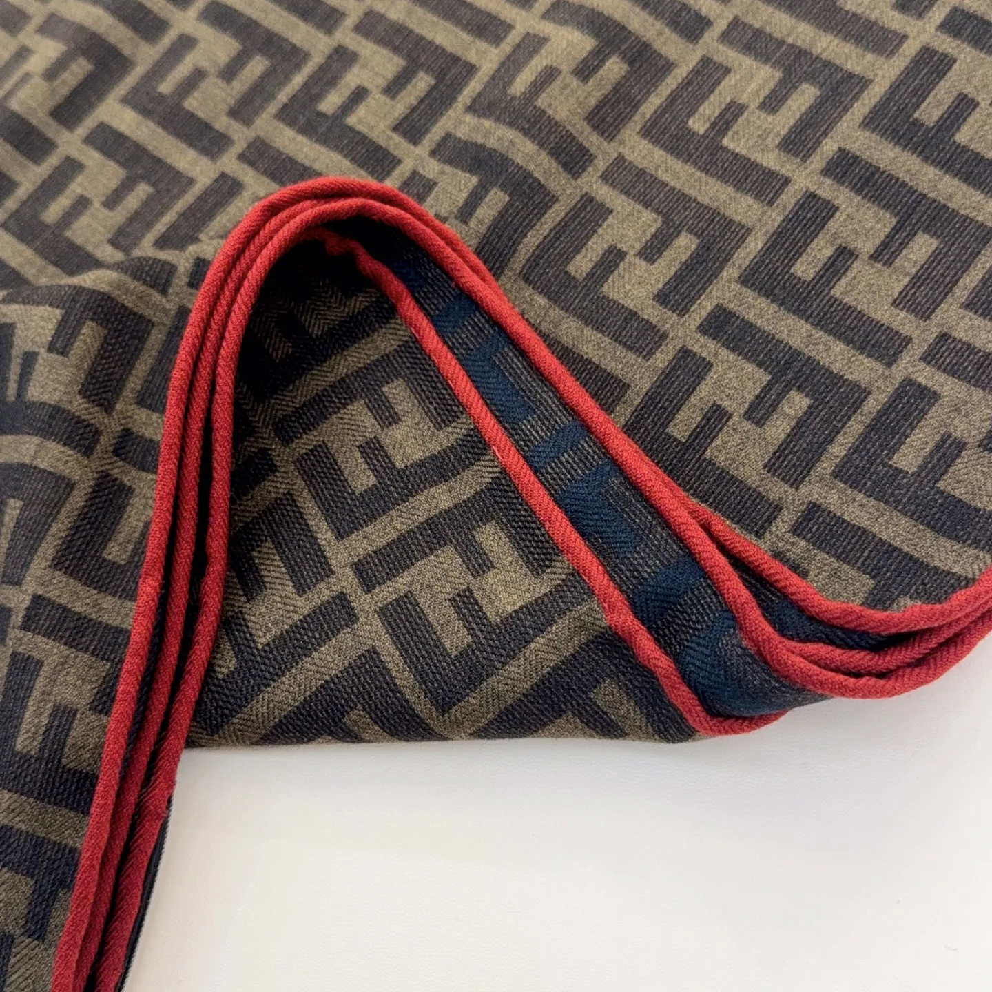 Scarves FENDI 18287160